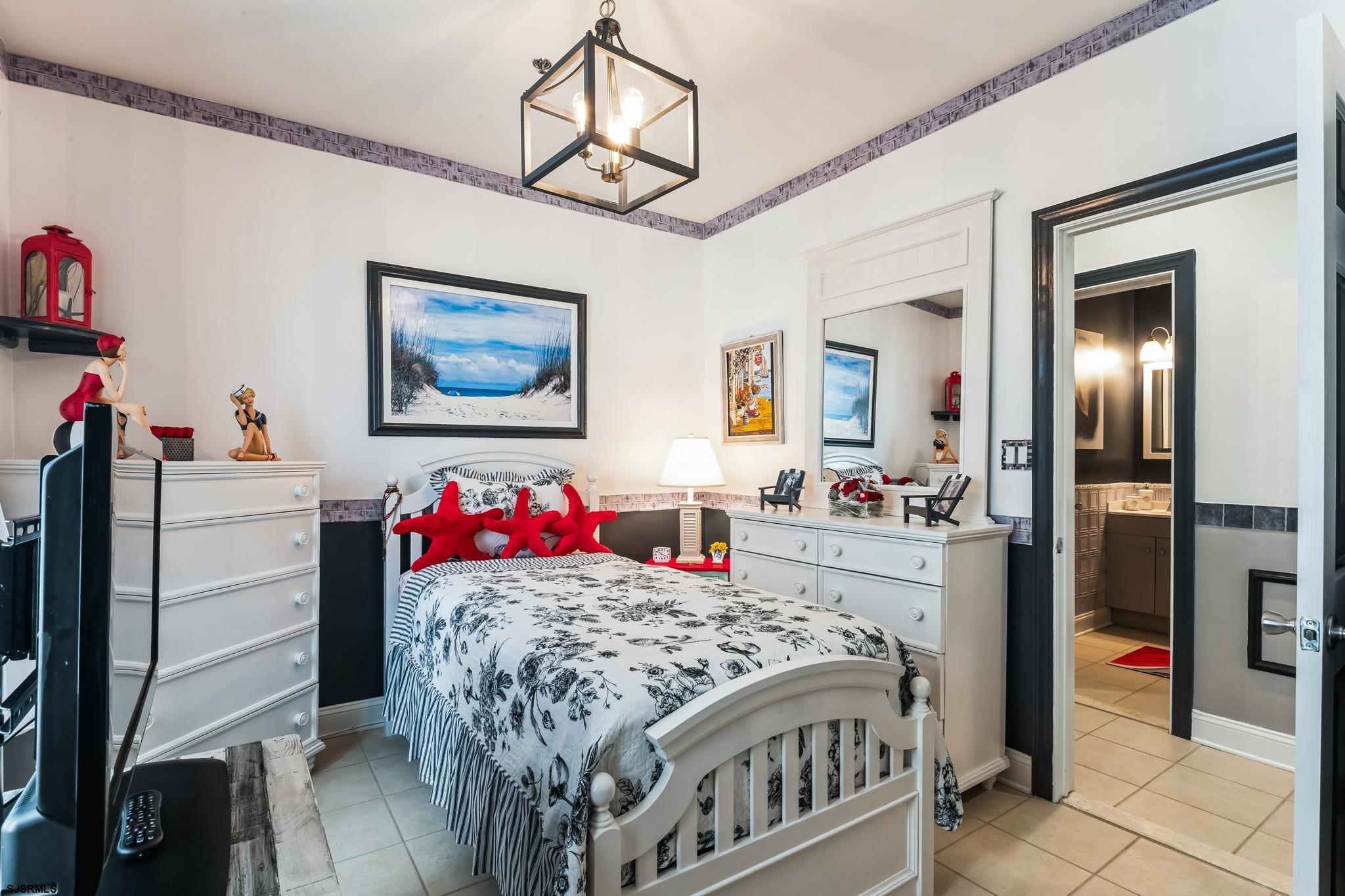 5307 Atlantic Avenue