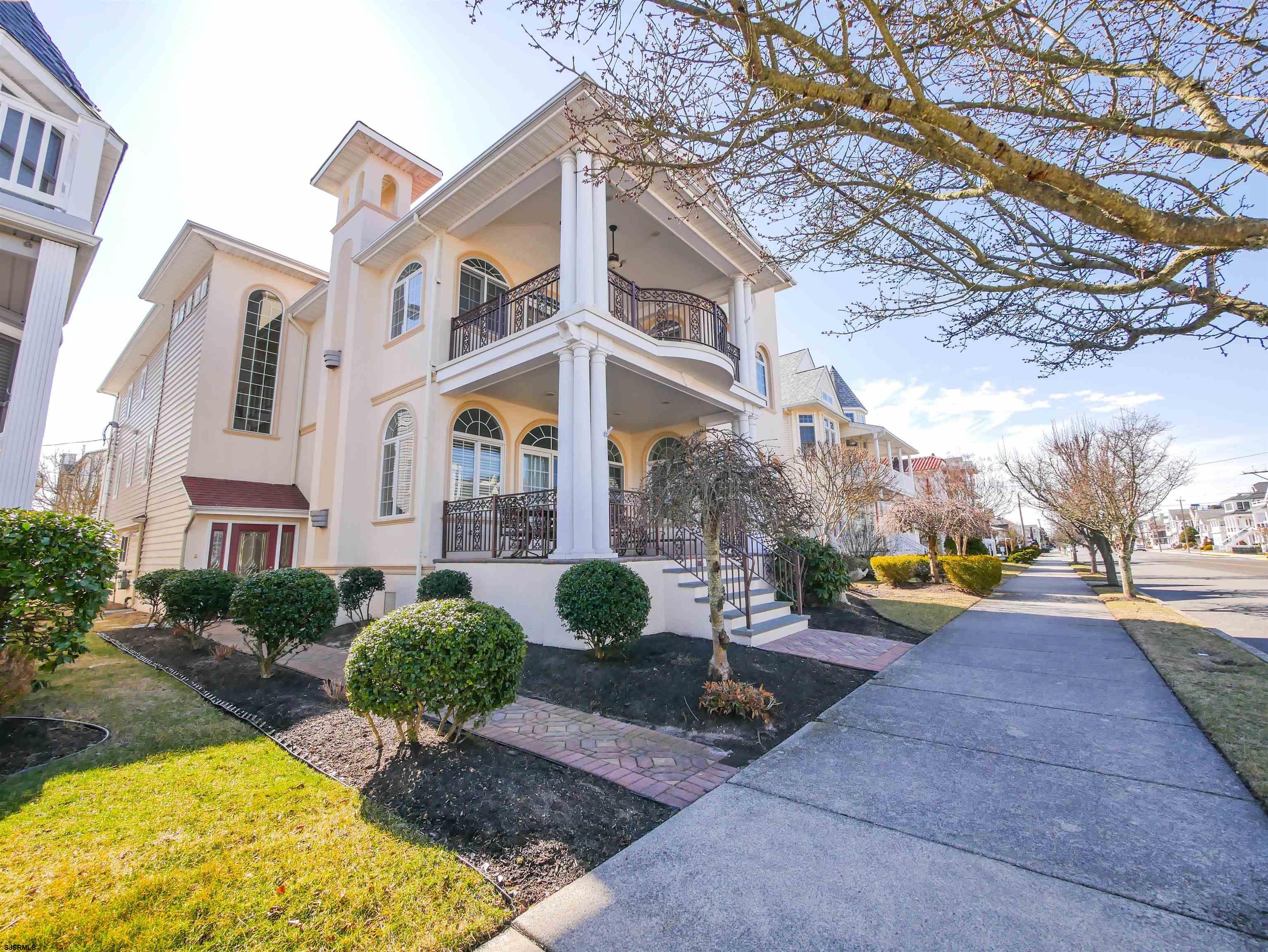 1417 Wesley Avenue - Picture 2