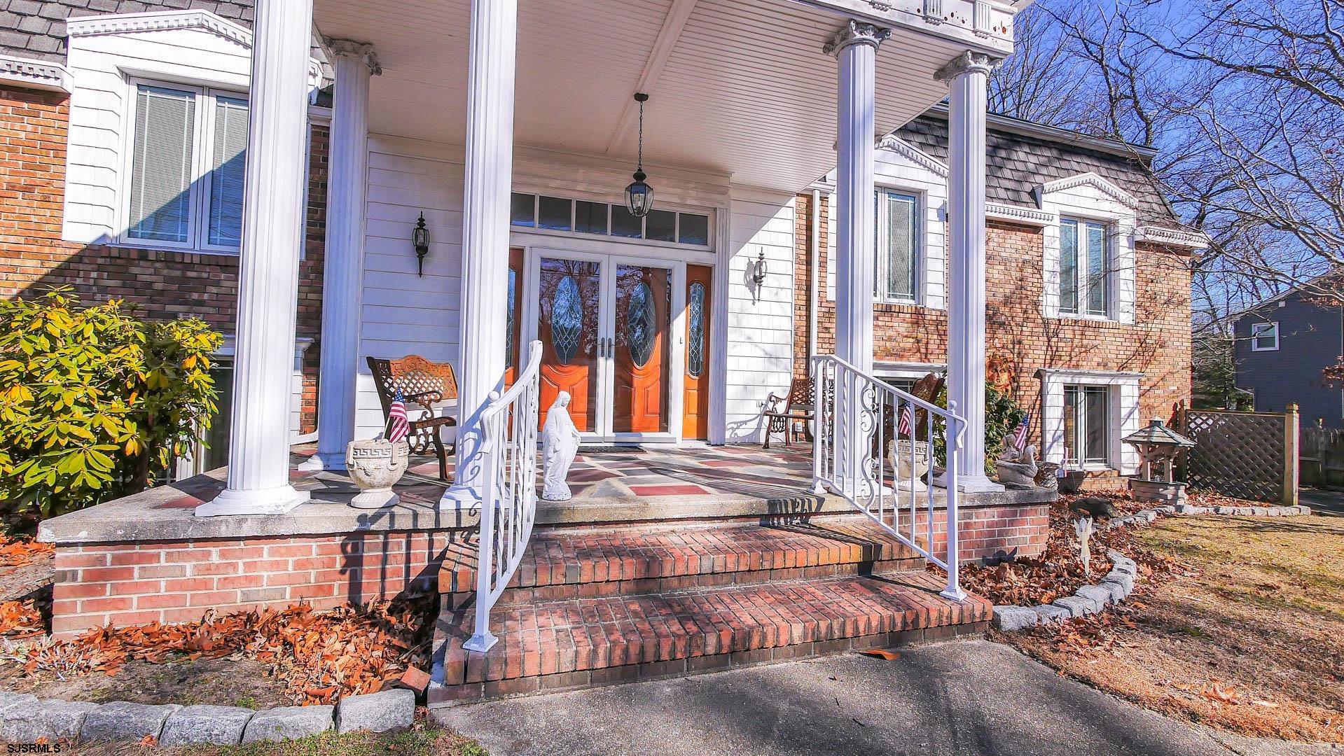 102 Morris Avenue - Picture 3