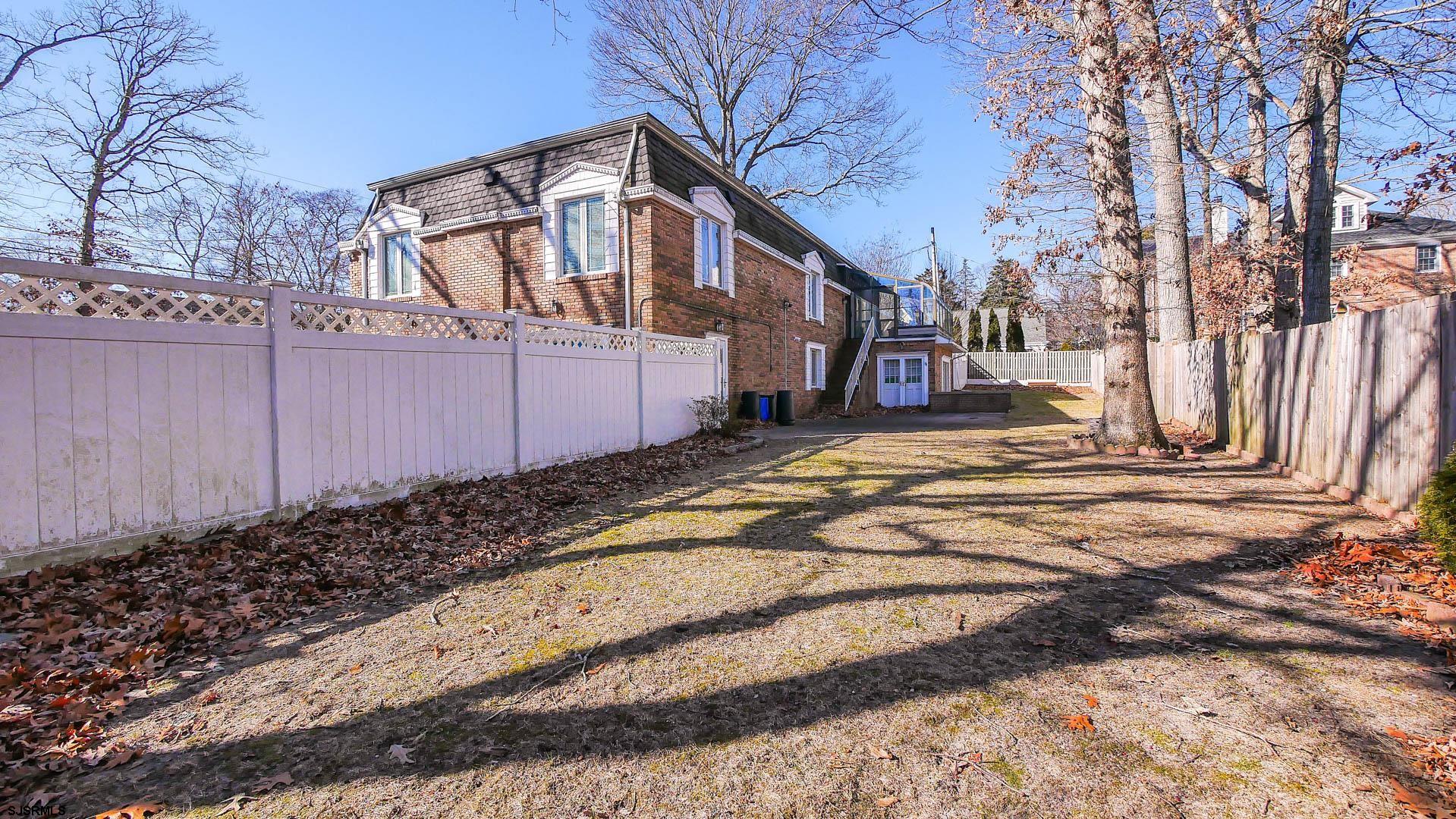 102 Morris Avenue