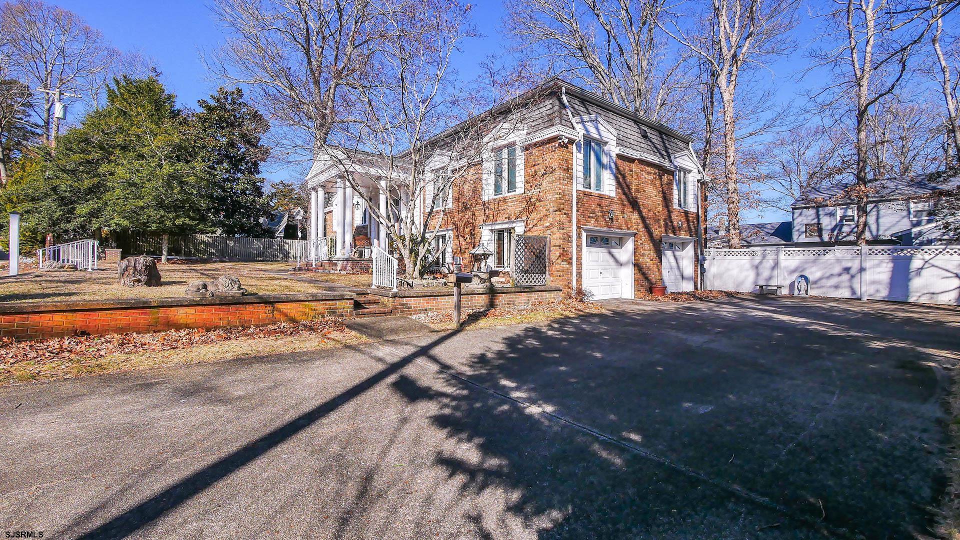 102 Morris Avenue