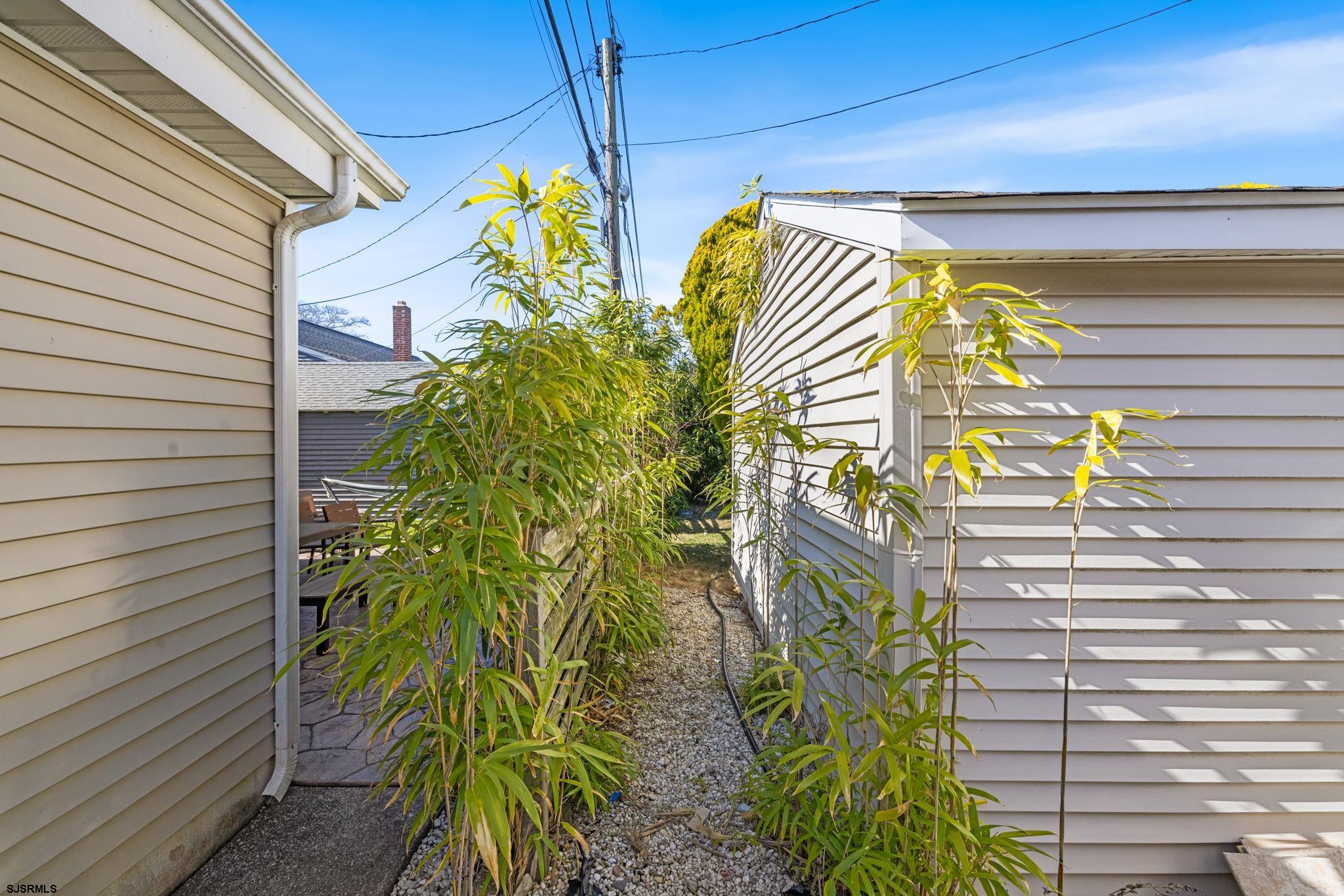 400 N Clermont Avenue