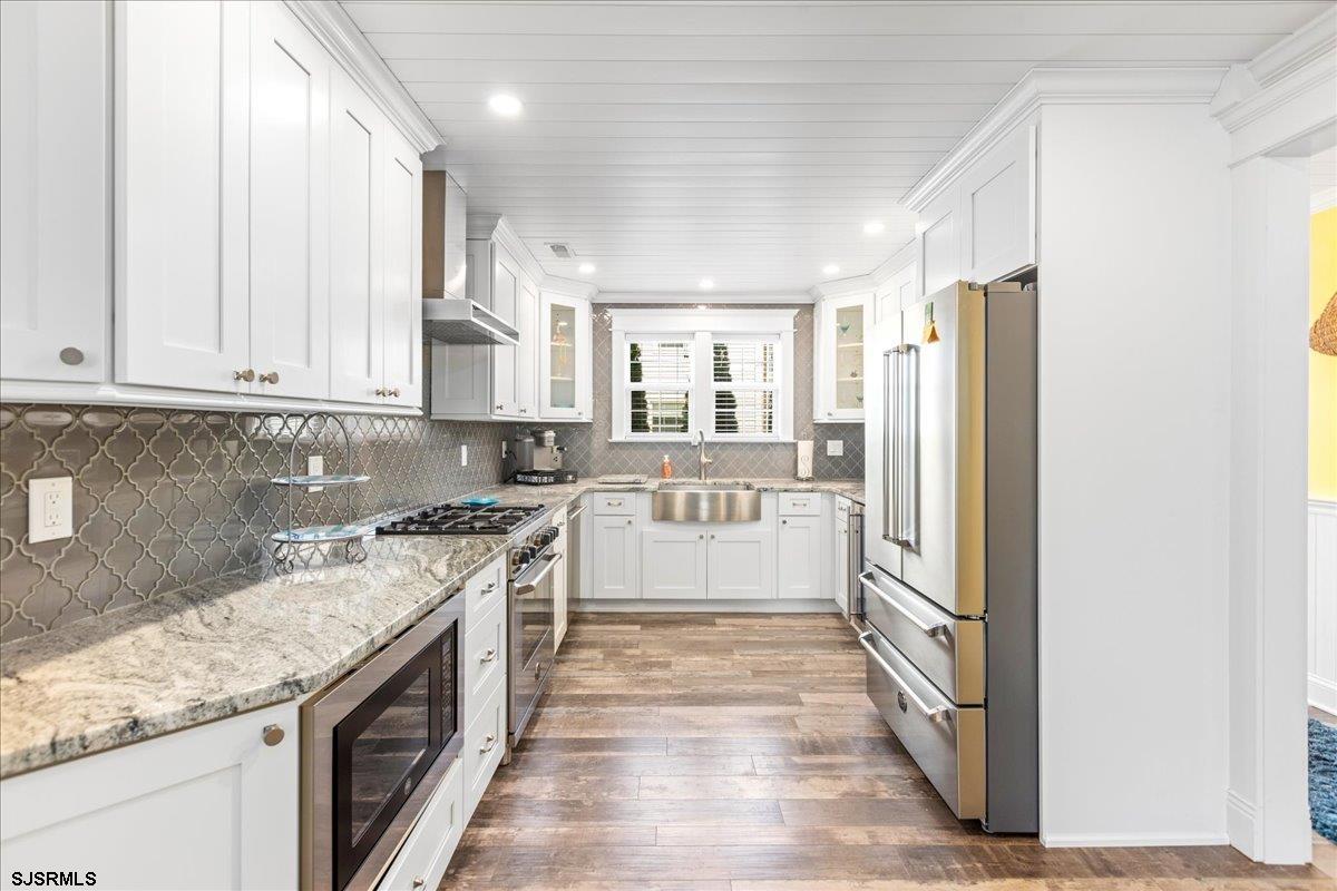 31 N Clarendon Avenue