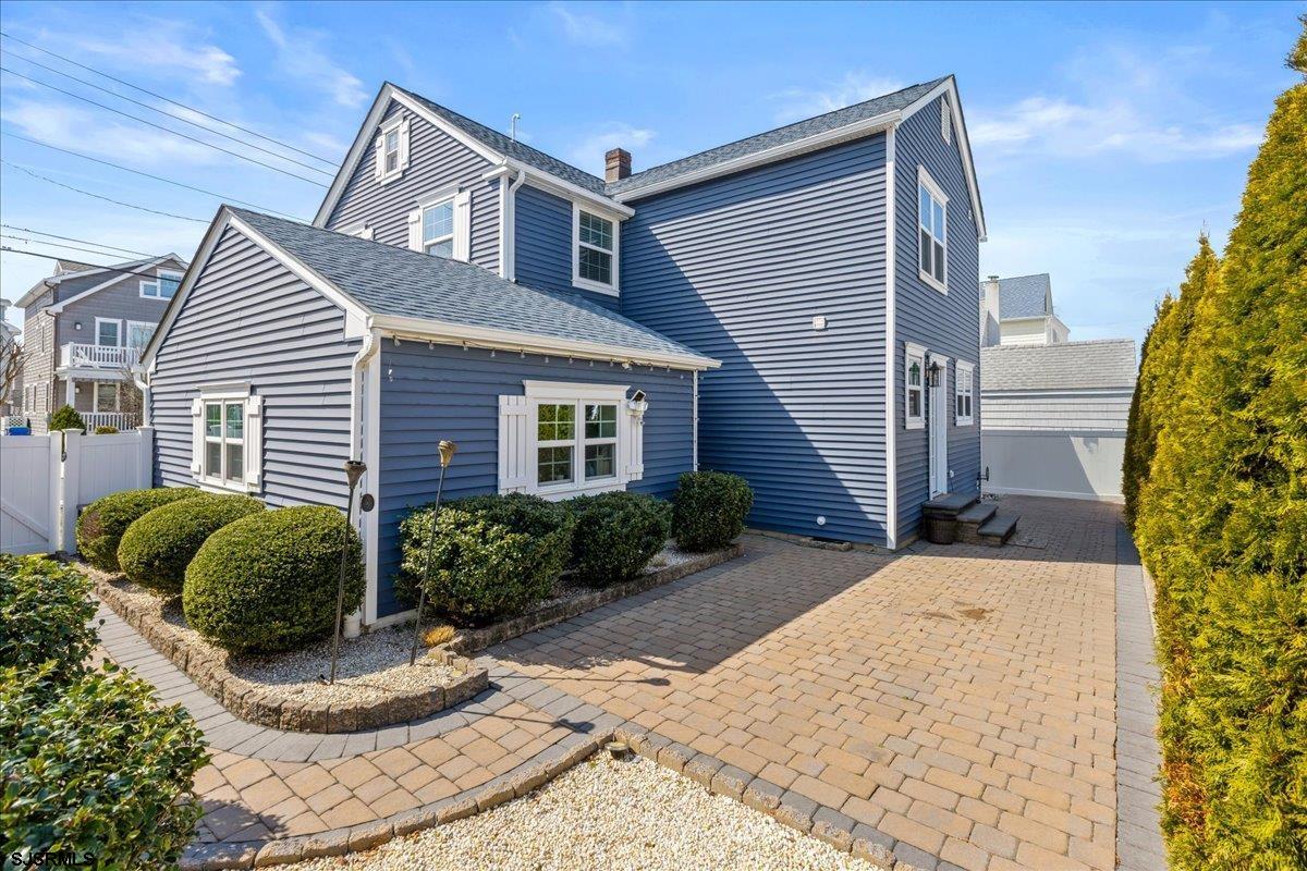 31 N Clarendon Avenue