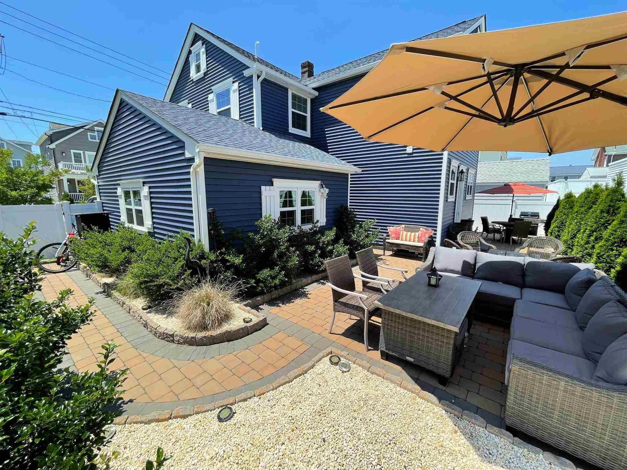 31 N Clarendon Avenue