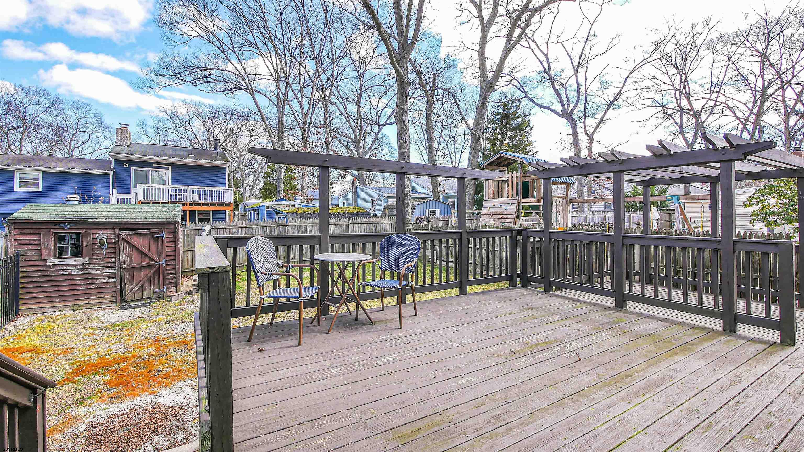 1110 Breakers Avenue