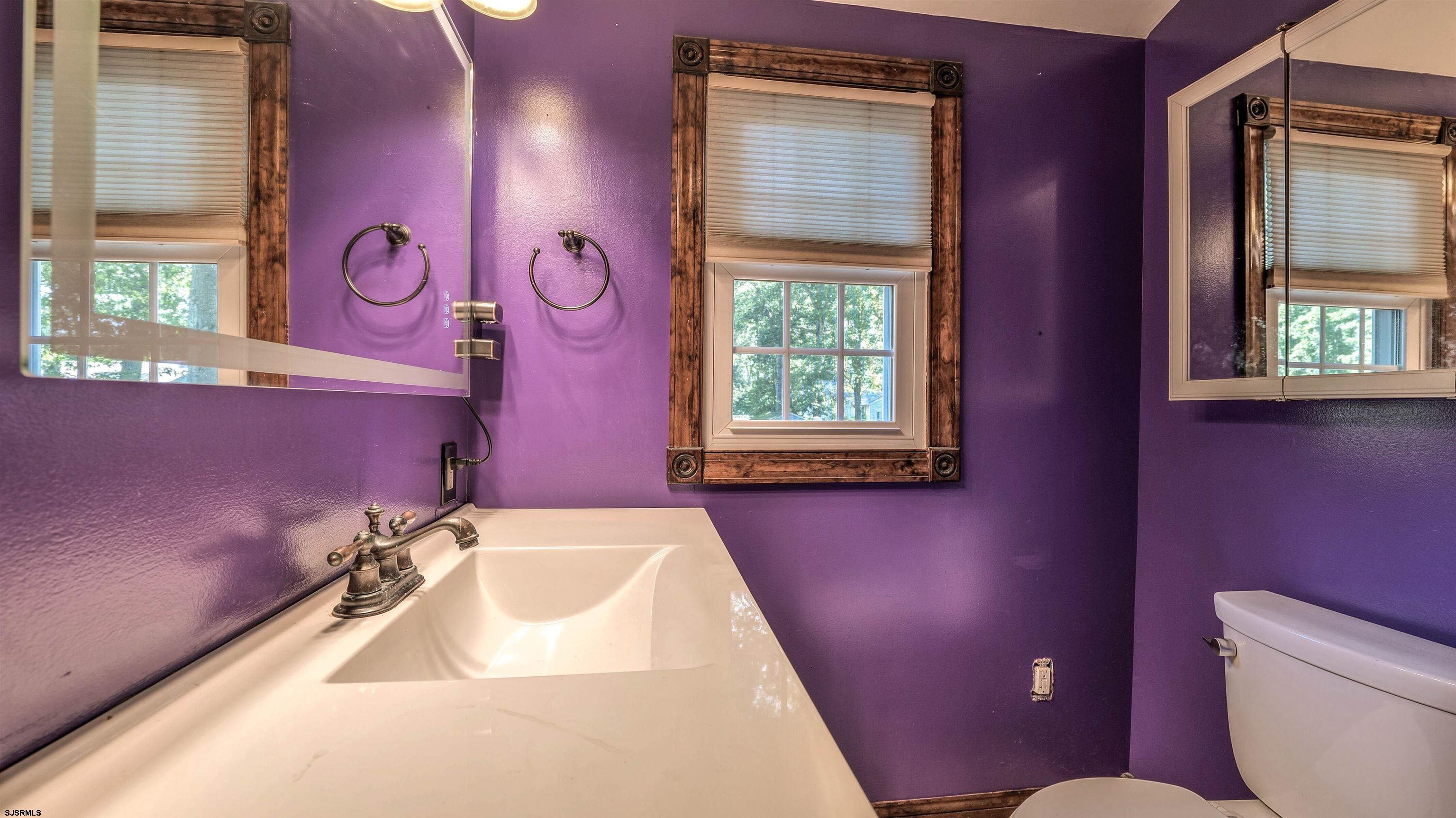 1110 Breakers Avenue