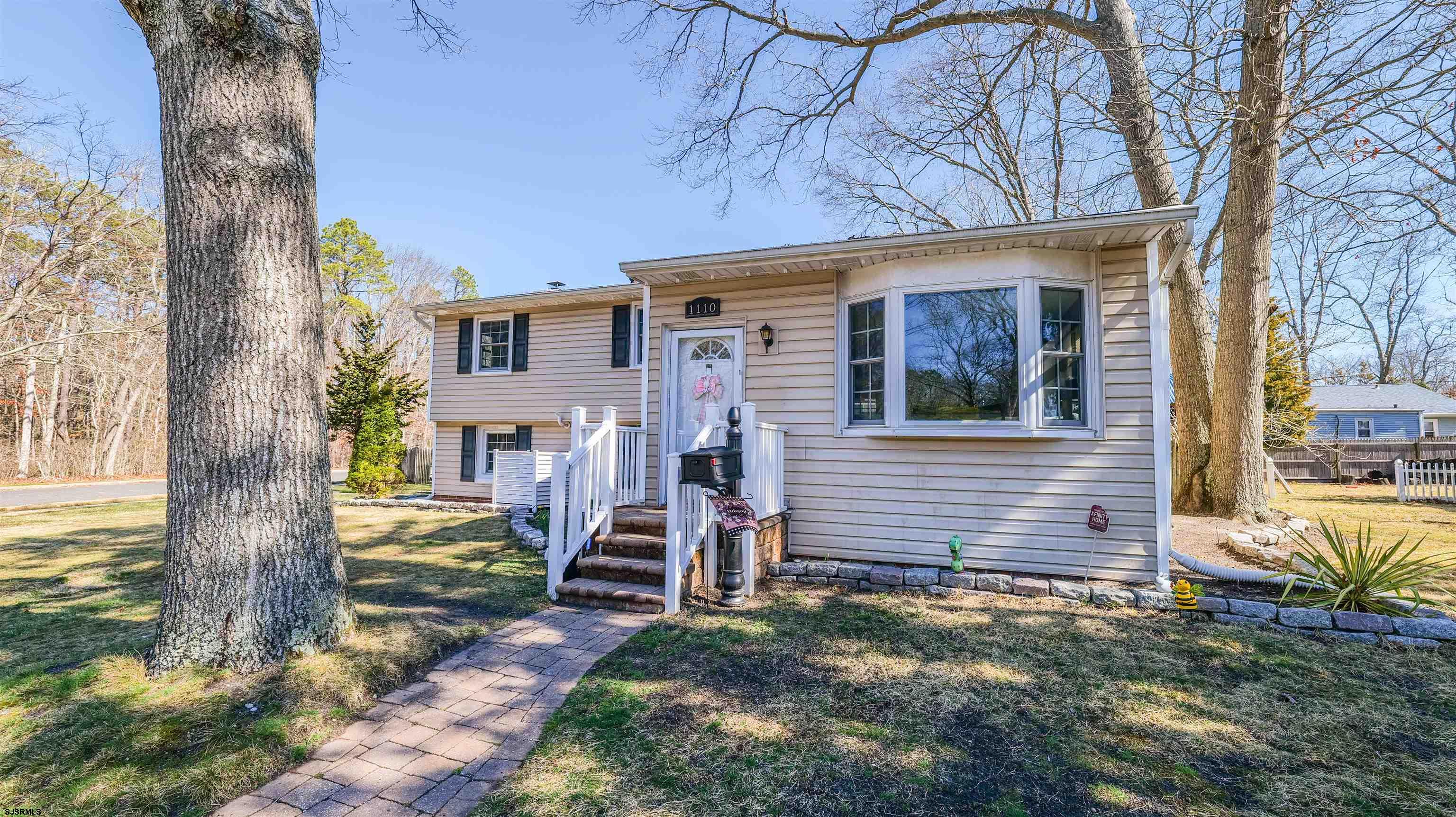 1110 Breakers Avenue - Picture 4