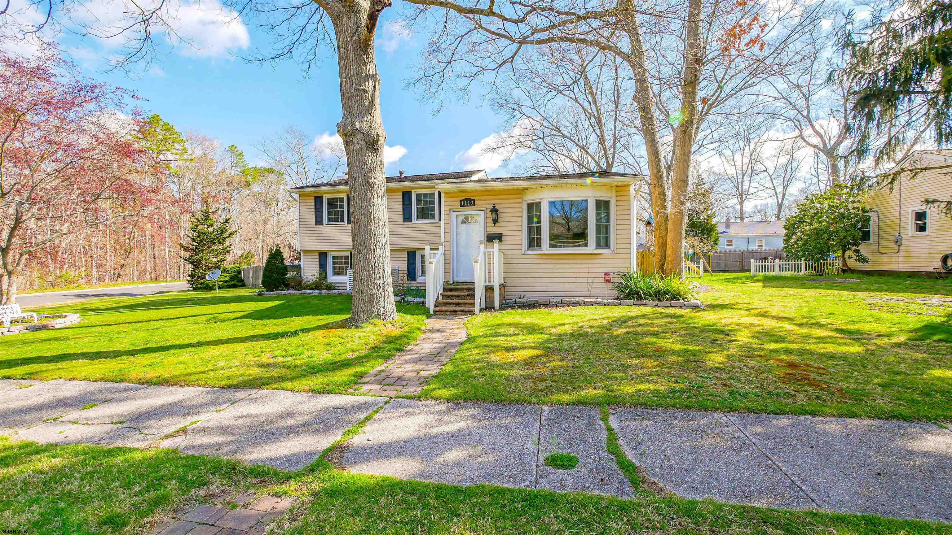 1110 Breakers Avenue