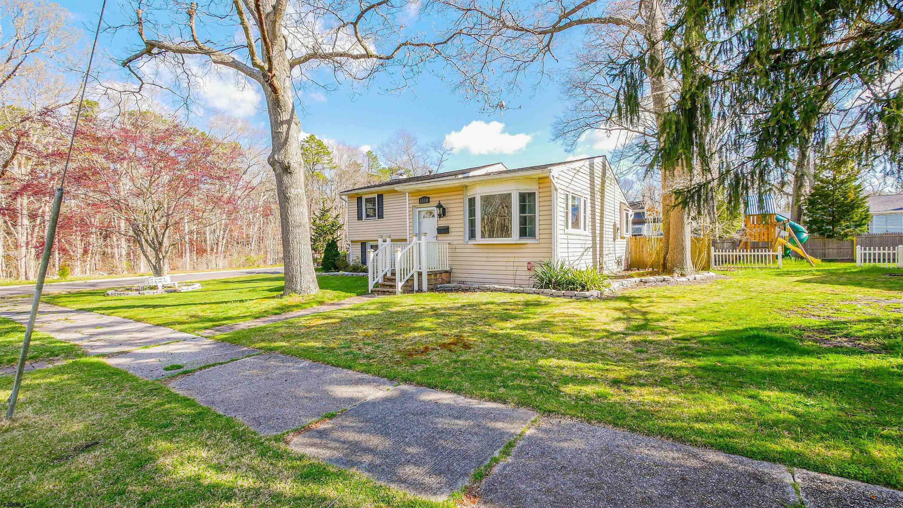 1110 Breakers Avenue