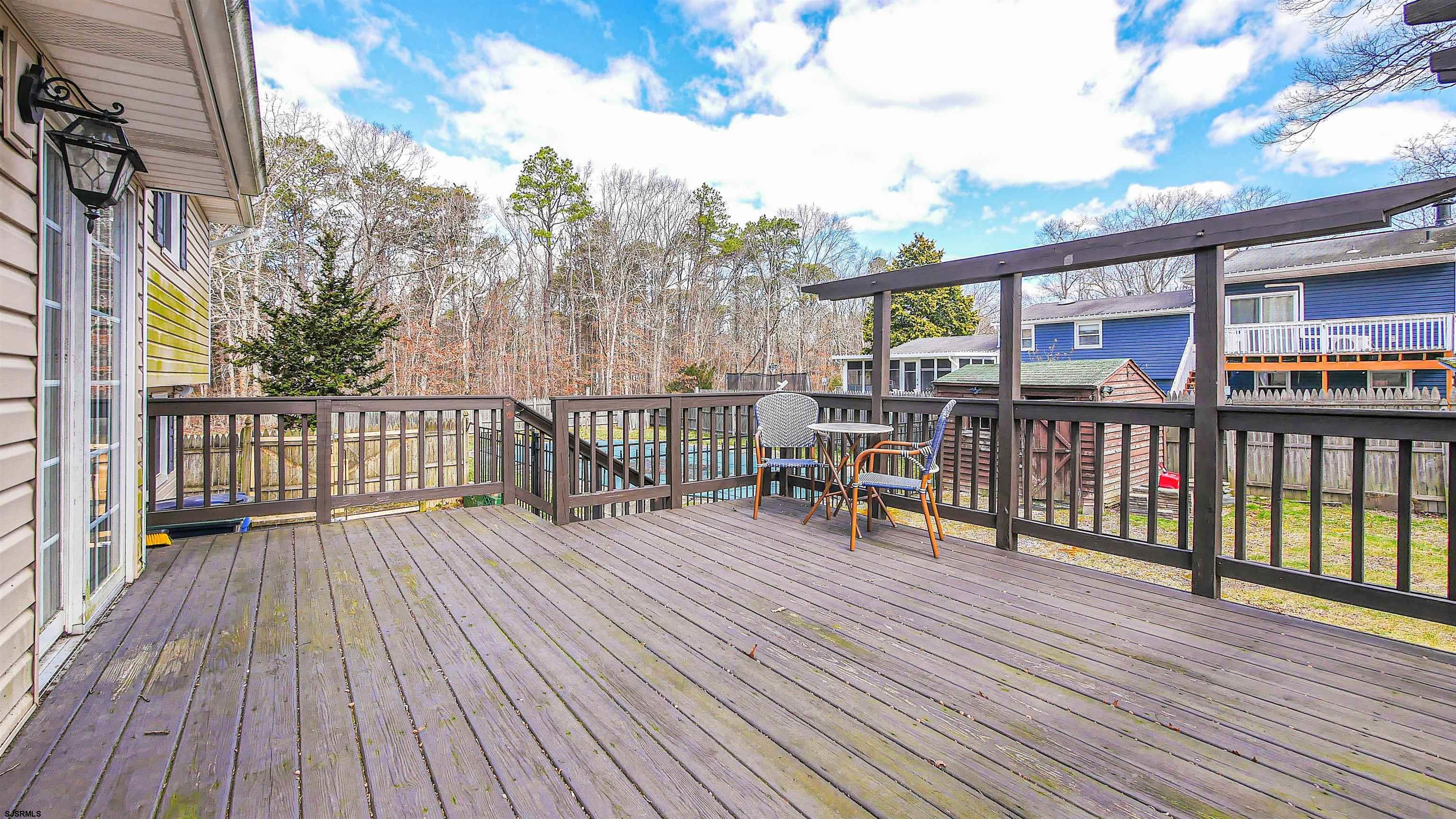 1110 Breakers Avenue