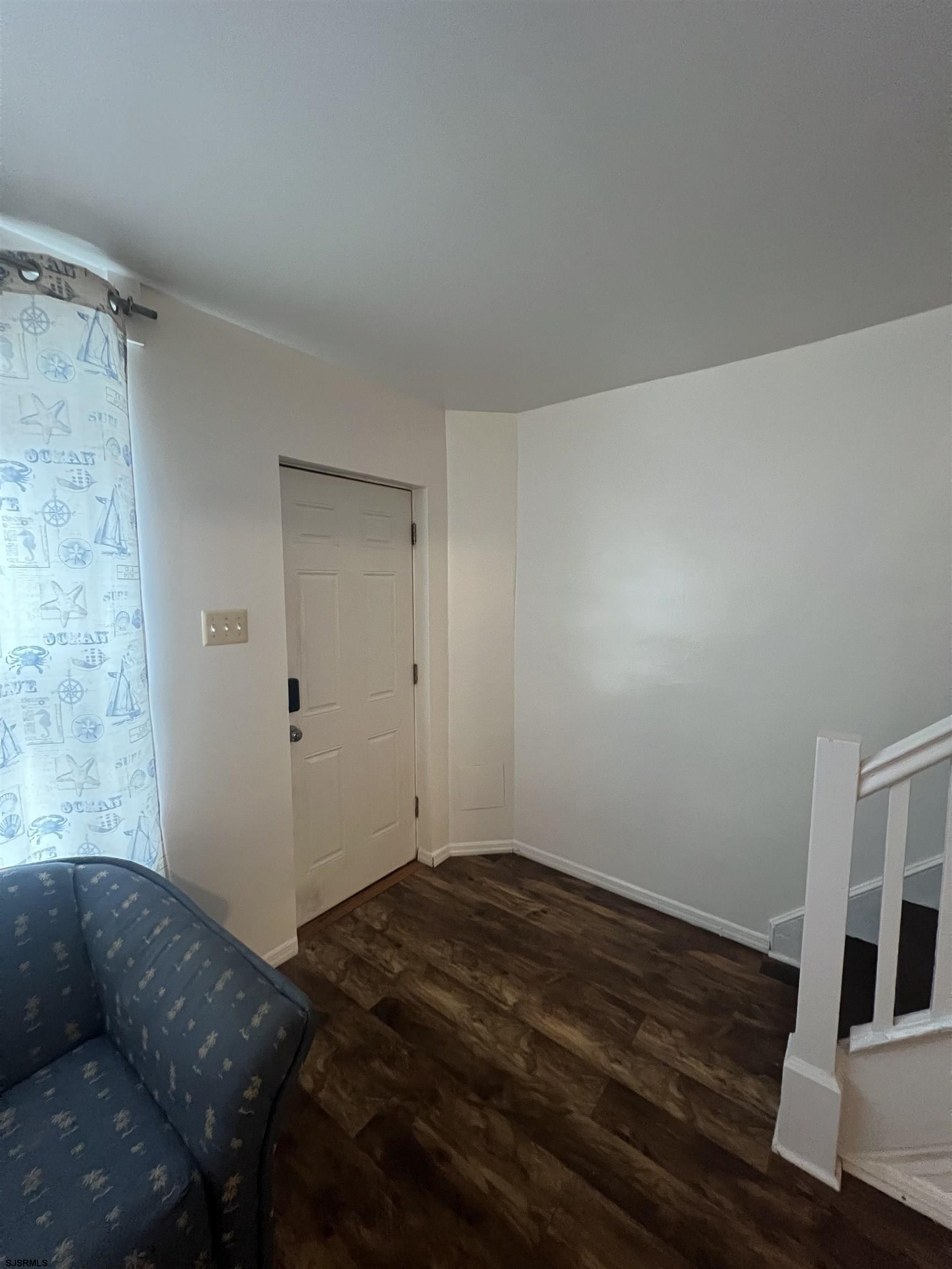 722 N Indiana Avenue - Picture 1