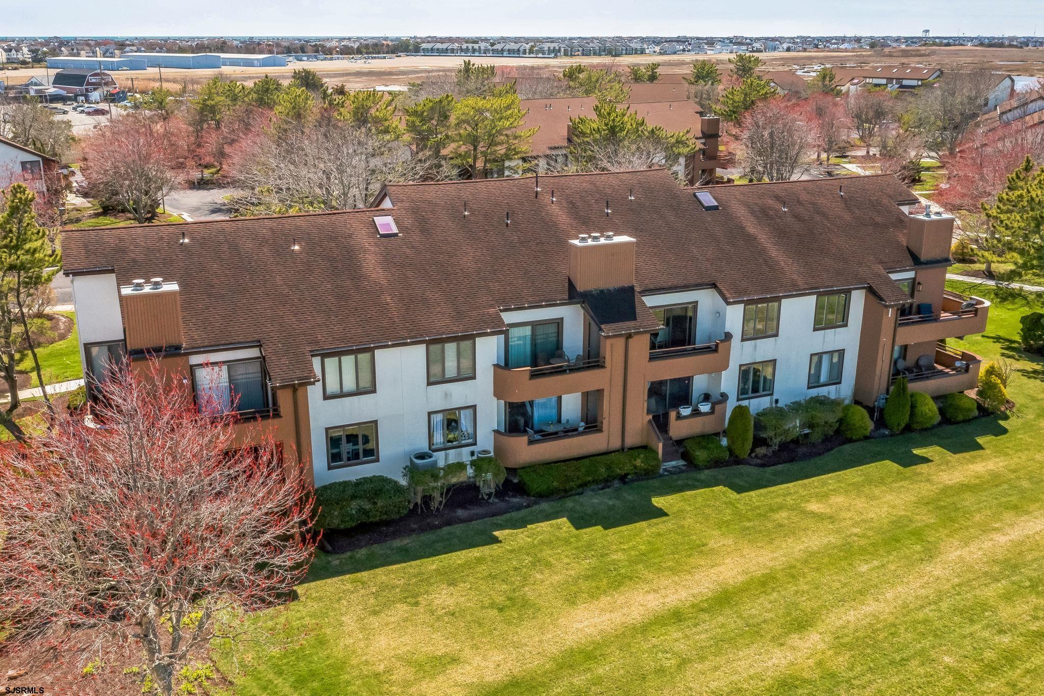 100 Reef Dr