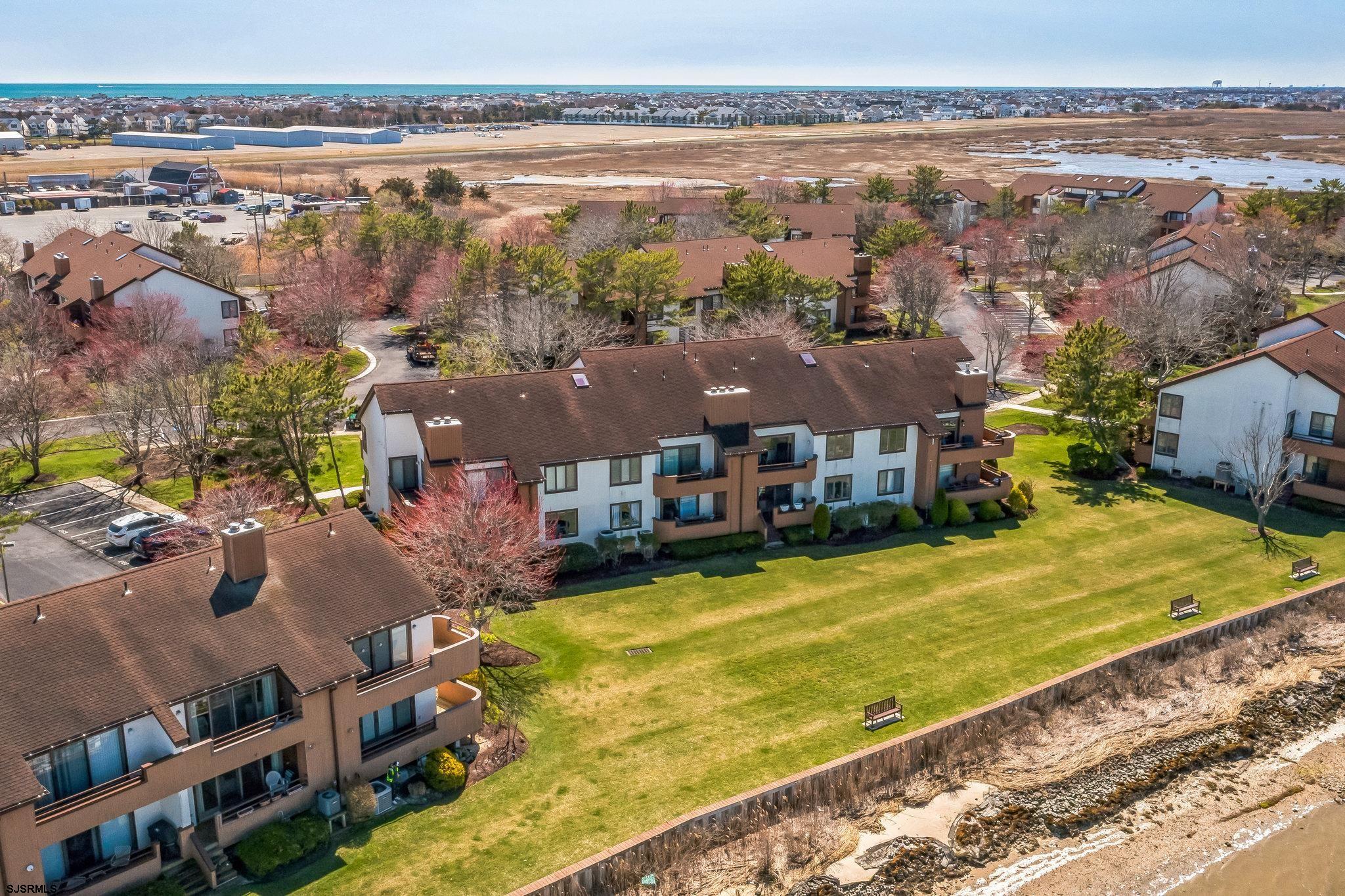 100 Reef Dr