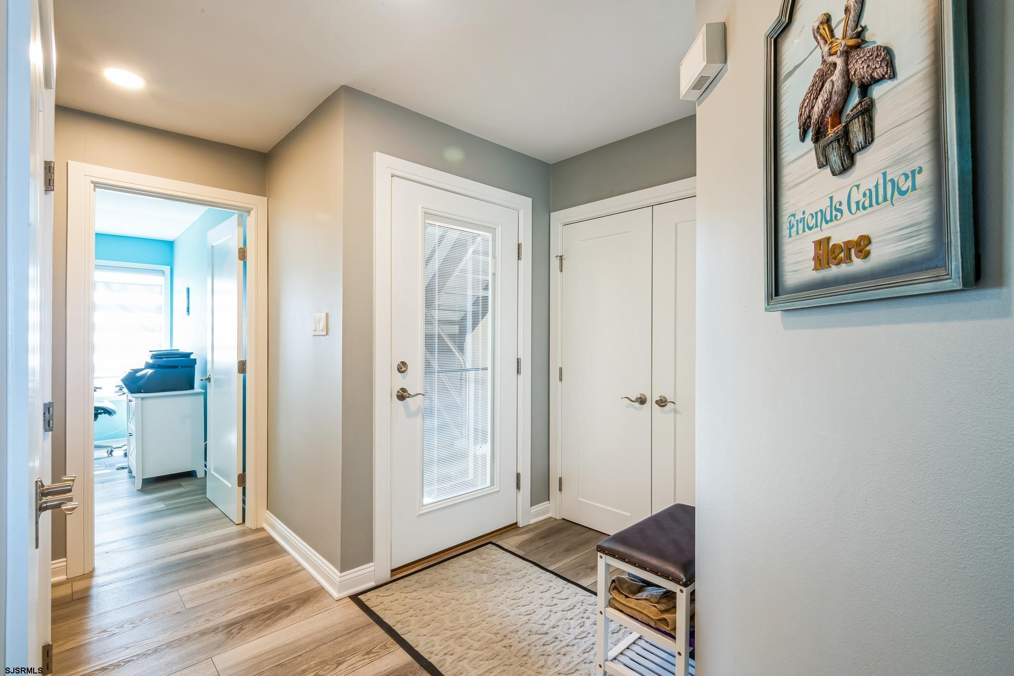 100 Reef Dr - Picture 3