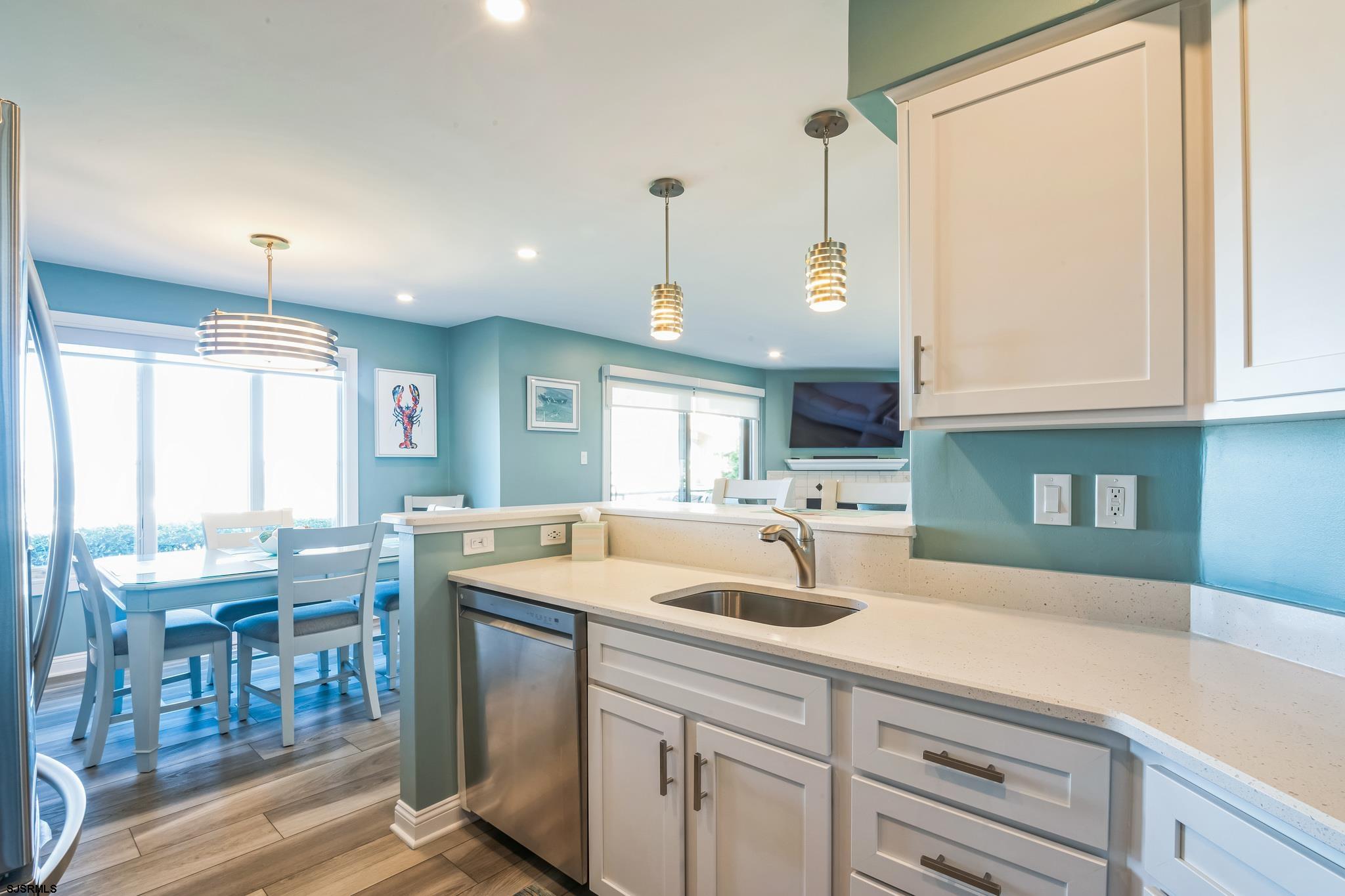 100 Reef Dr