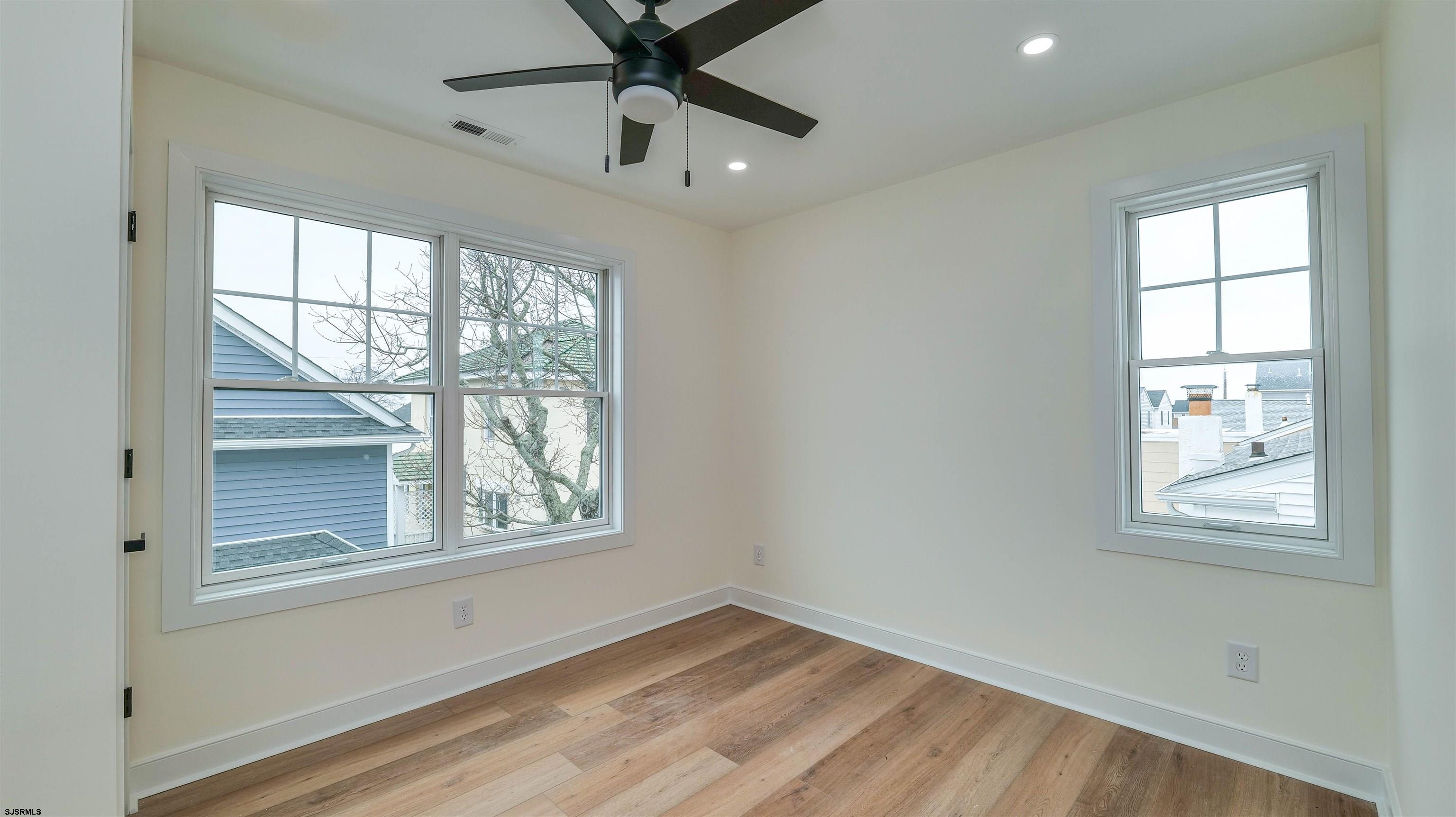108 N Clermont Avenue