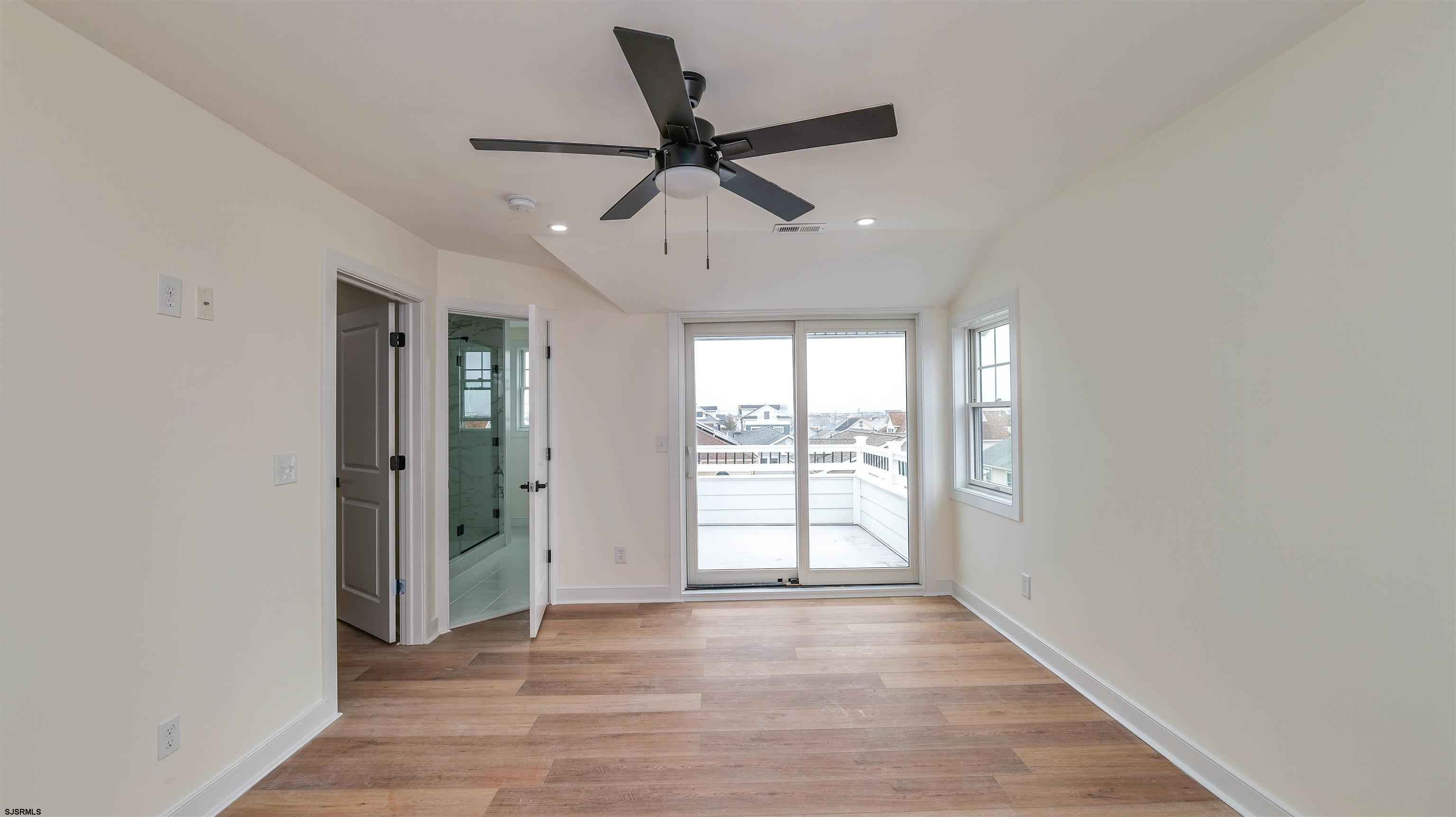 108 N Clermont Avenue