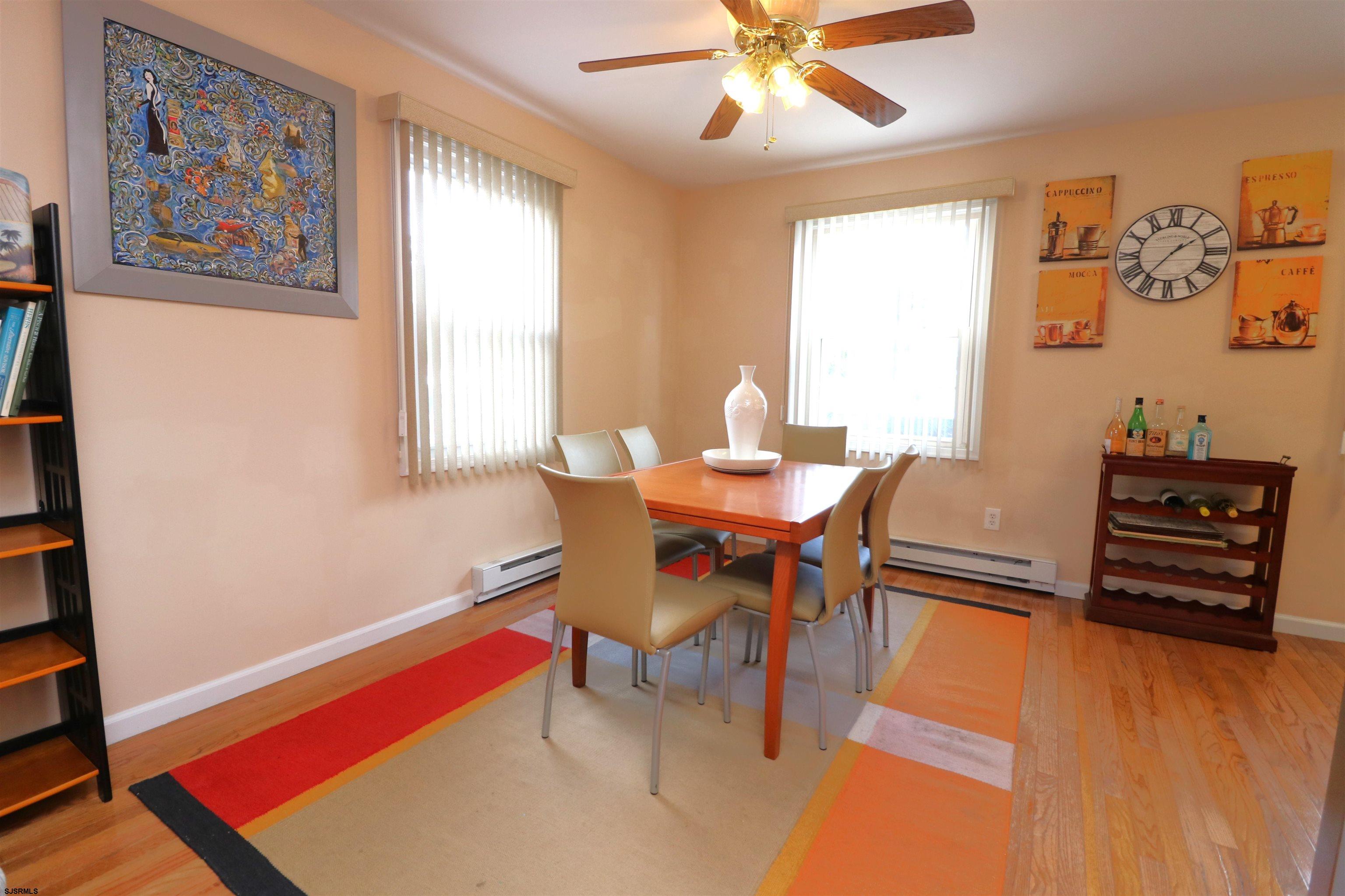 9709 Monmouth Avenue - Picture 3