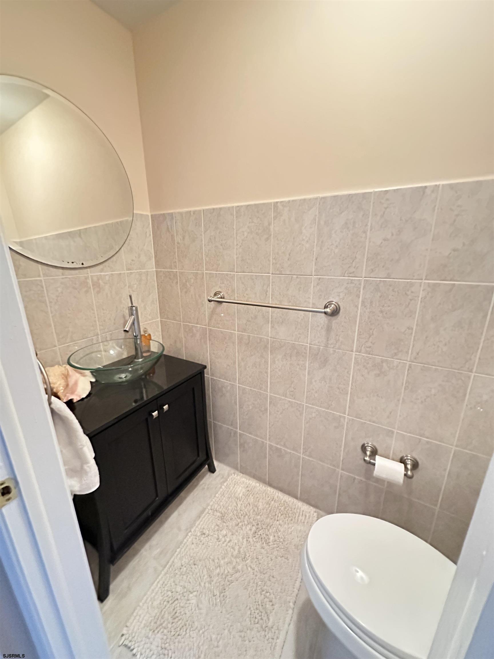 9709 Monmouth Avenue