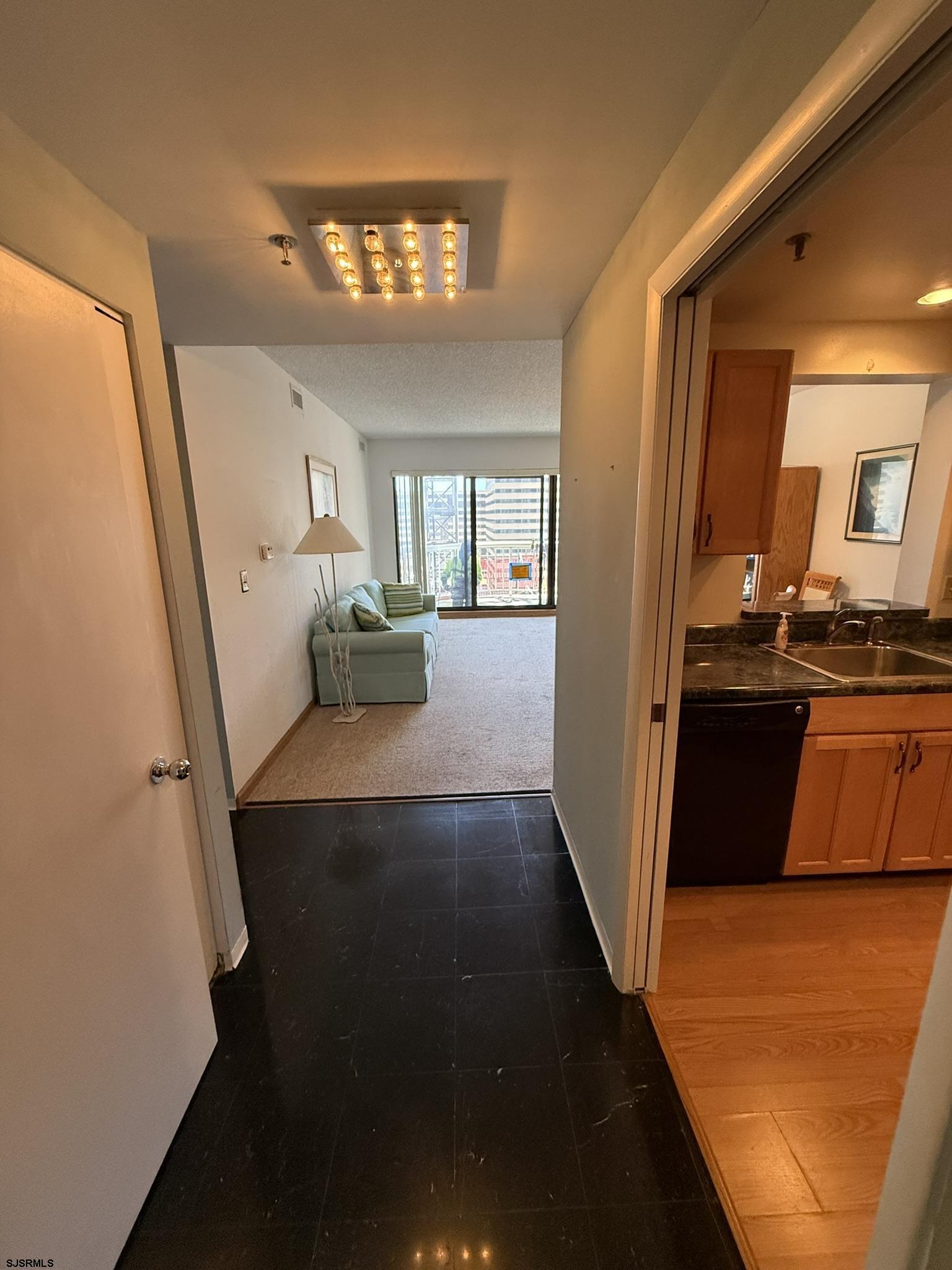 3101 Boardwalk - Picture 2