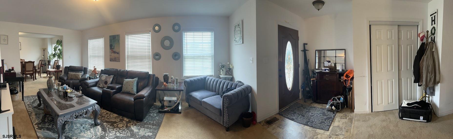 1428 N Michigan - Picture 1