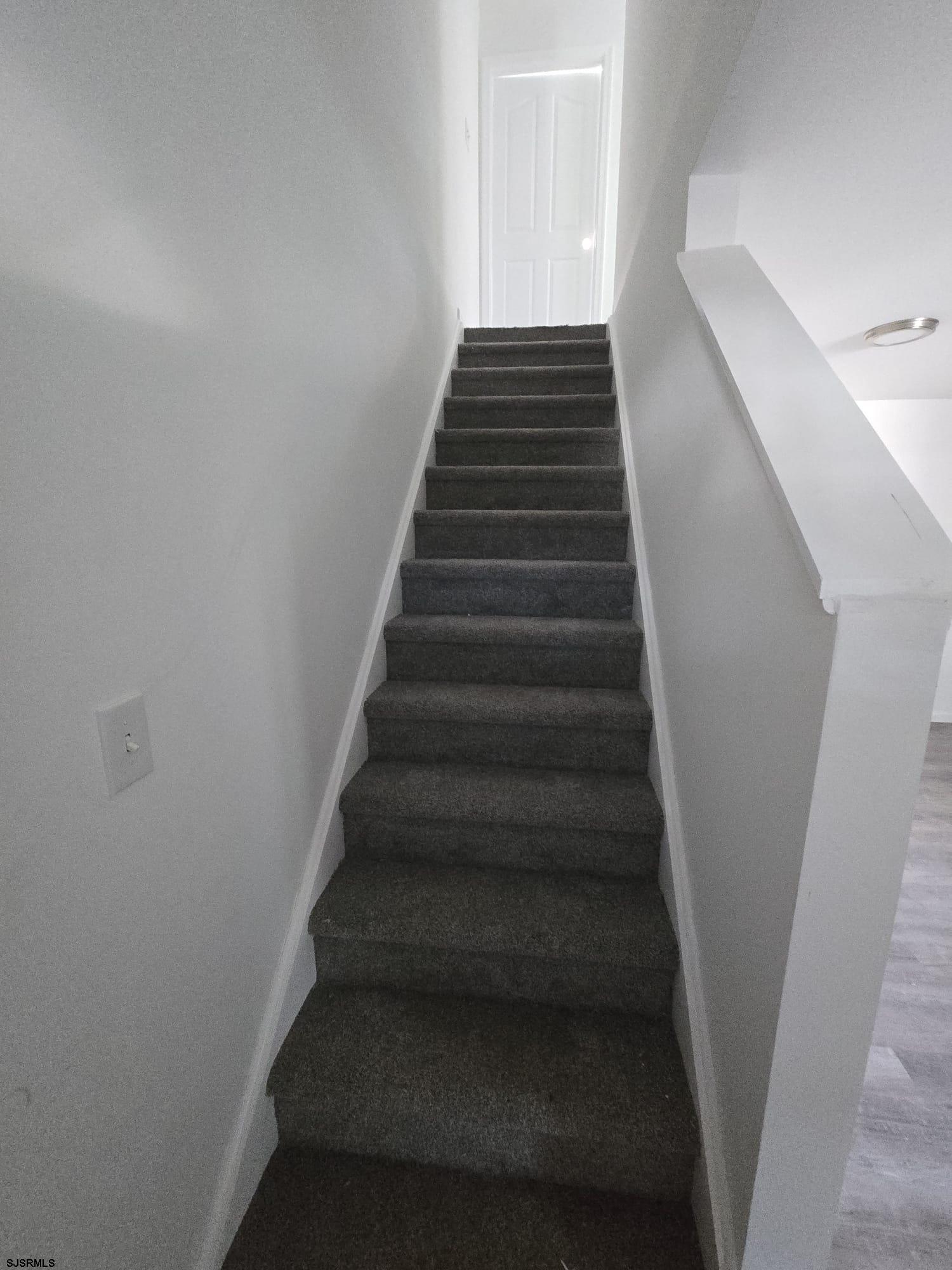 34 N Texas Avenue