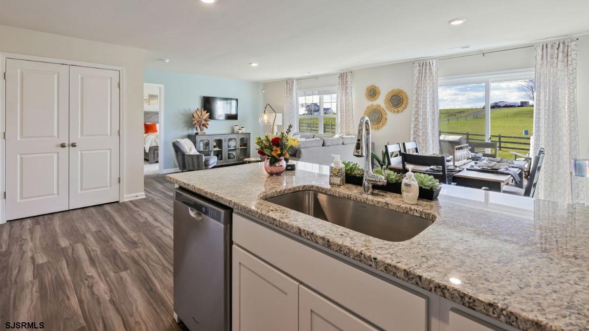 140 Hilton Head Ct