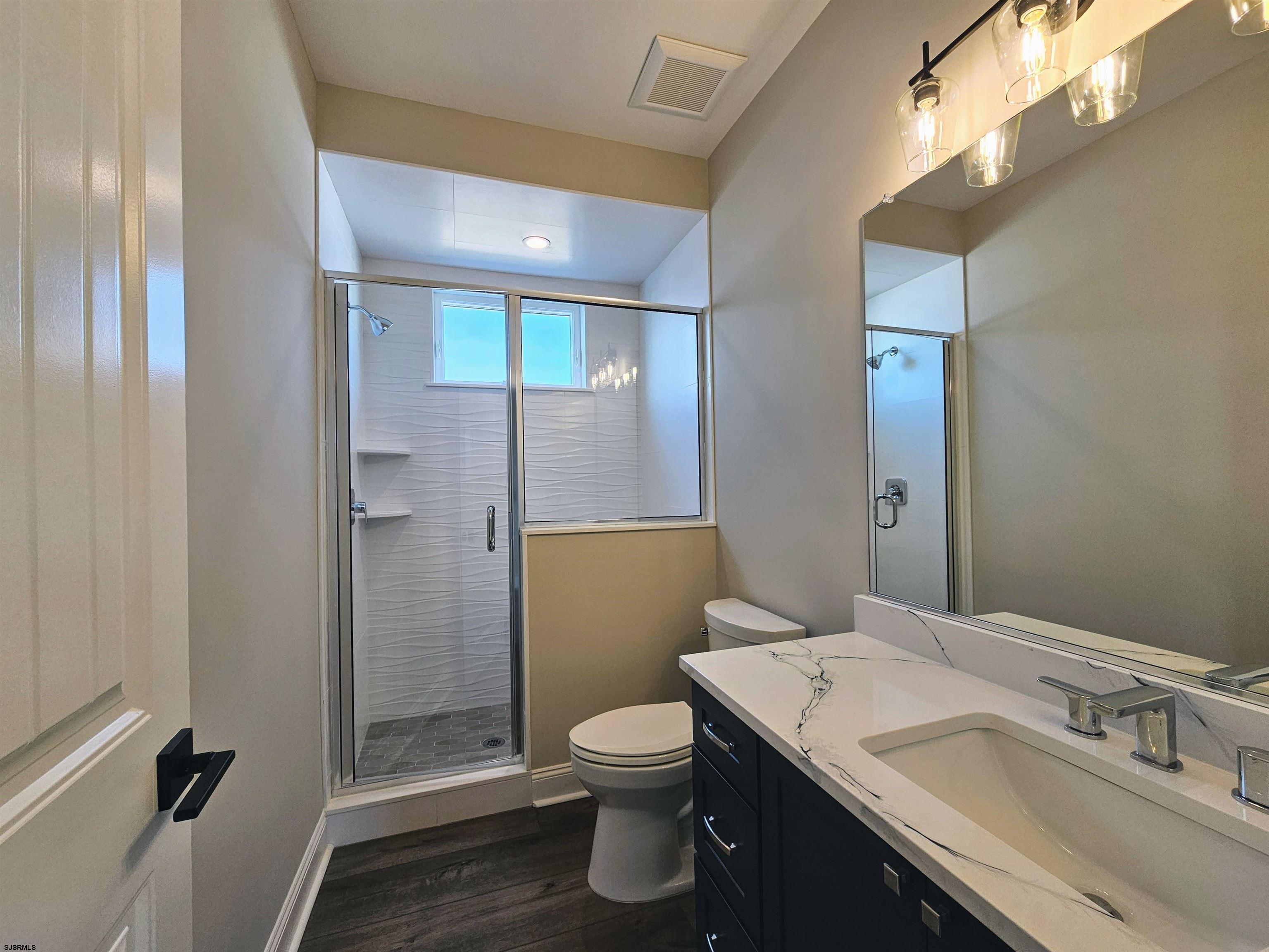 222 8th ST S
