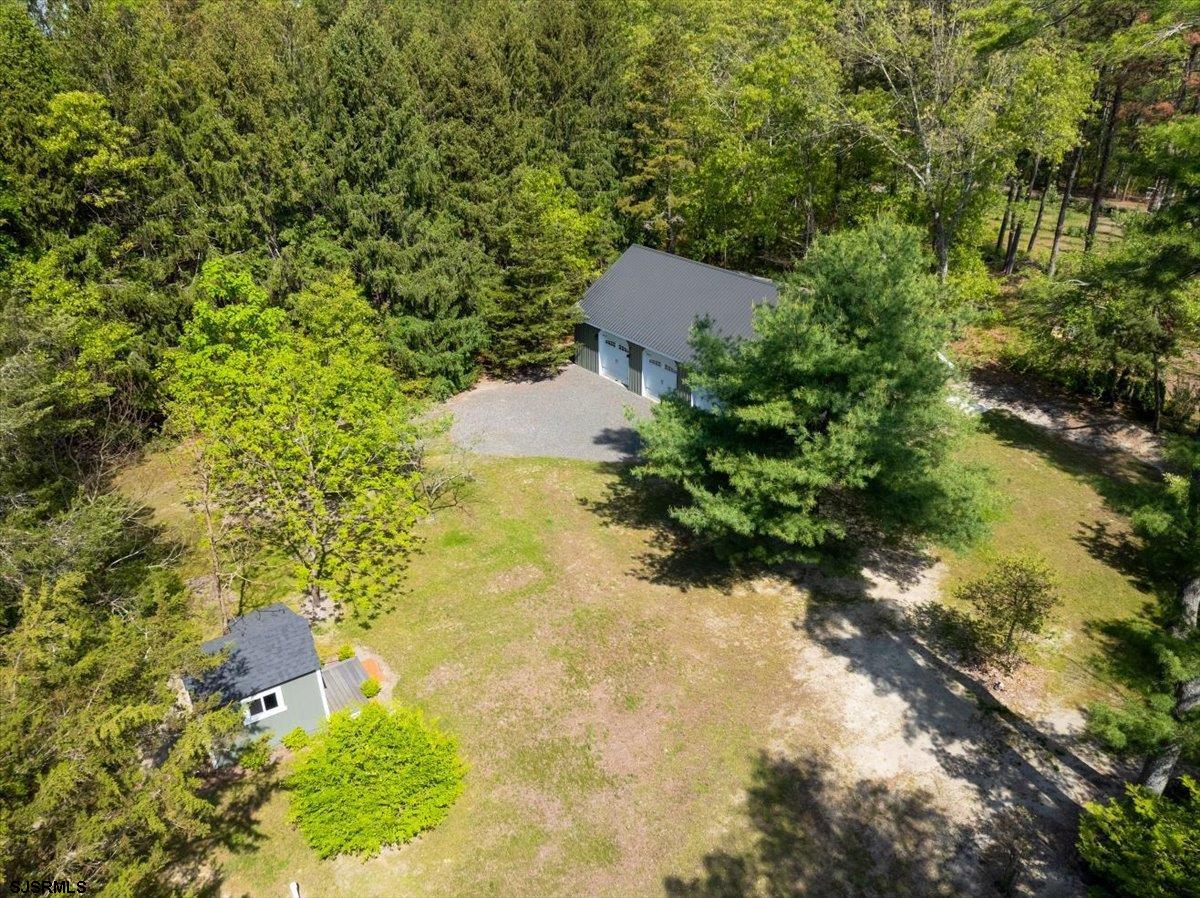 138 N Maple Avenue