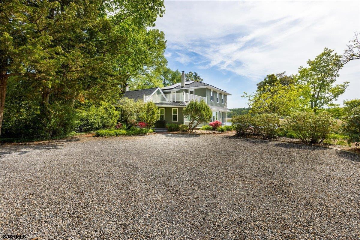 138 N Maple Avenue