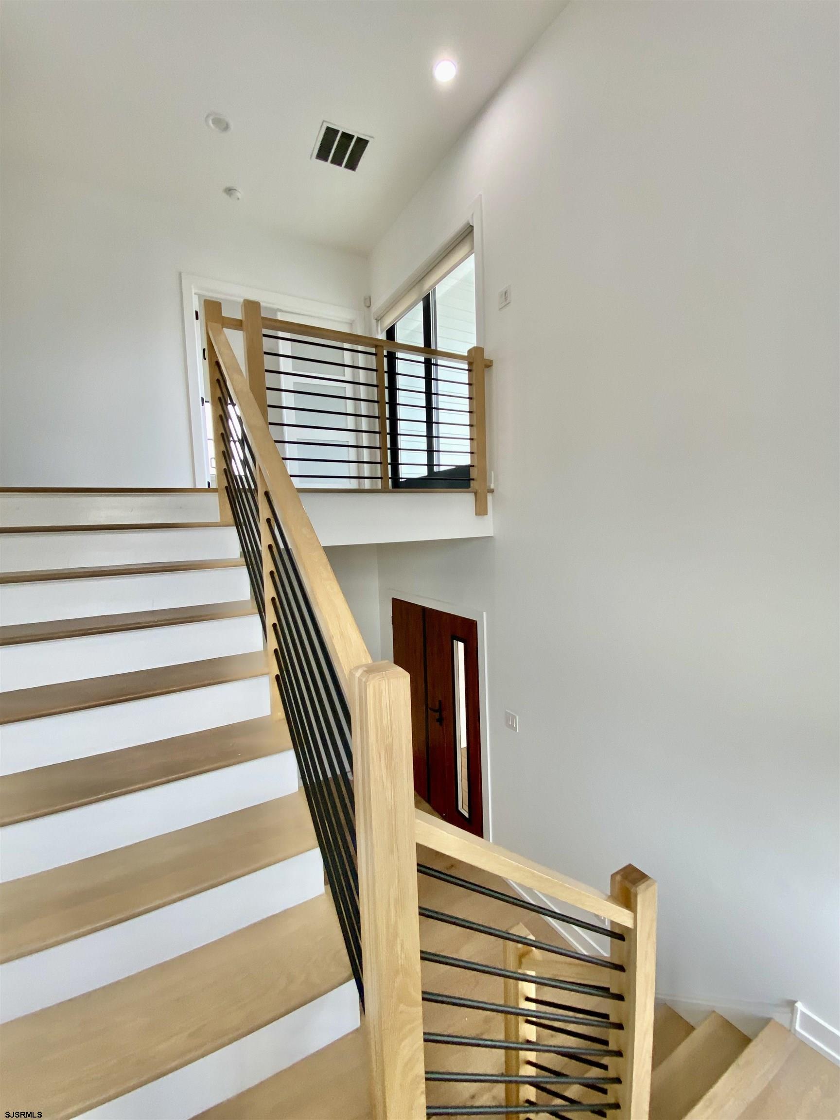 116 Bayshore Avenue - Picture 4