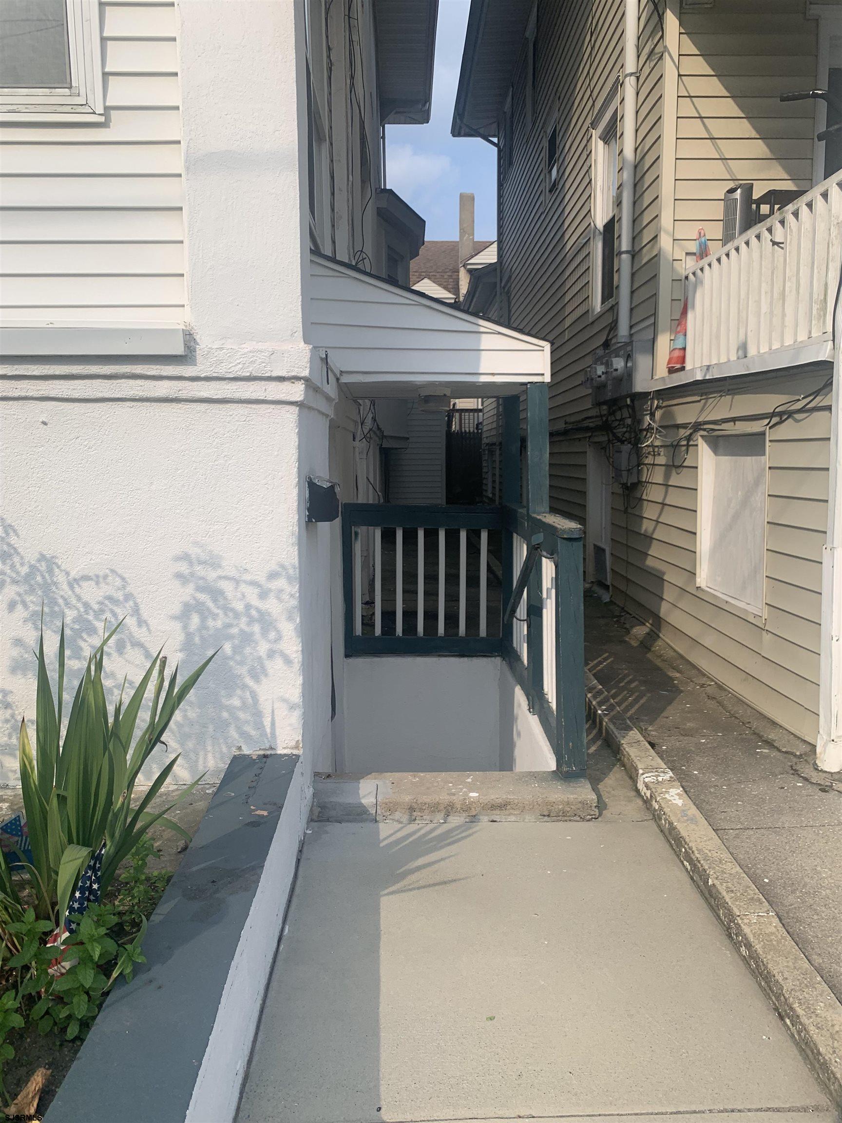 19 S Elberon Avenue - Picture 4