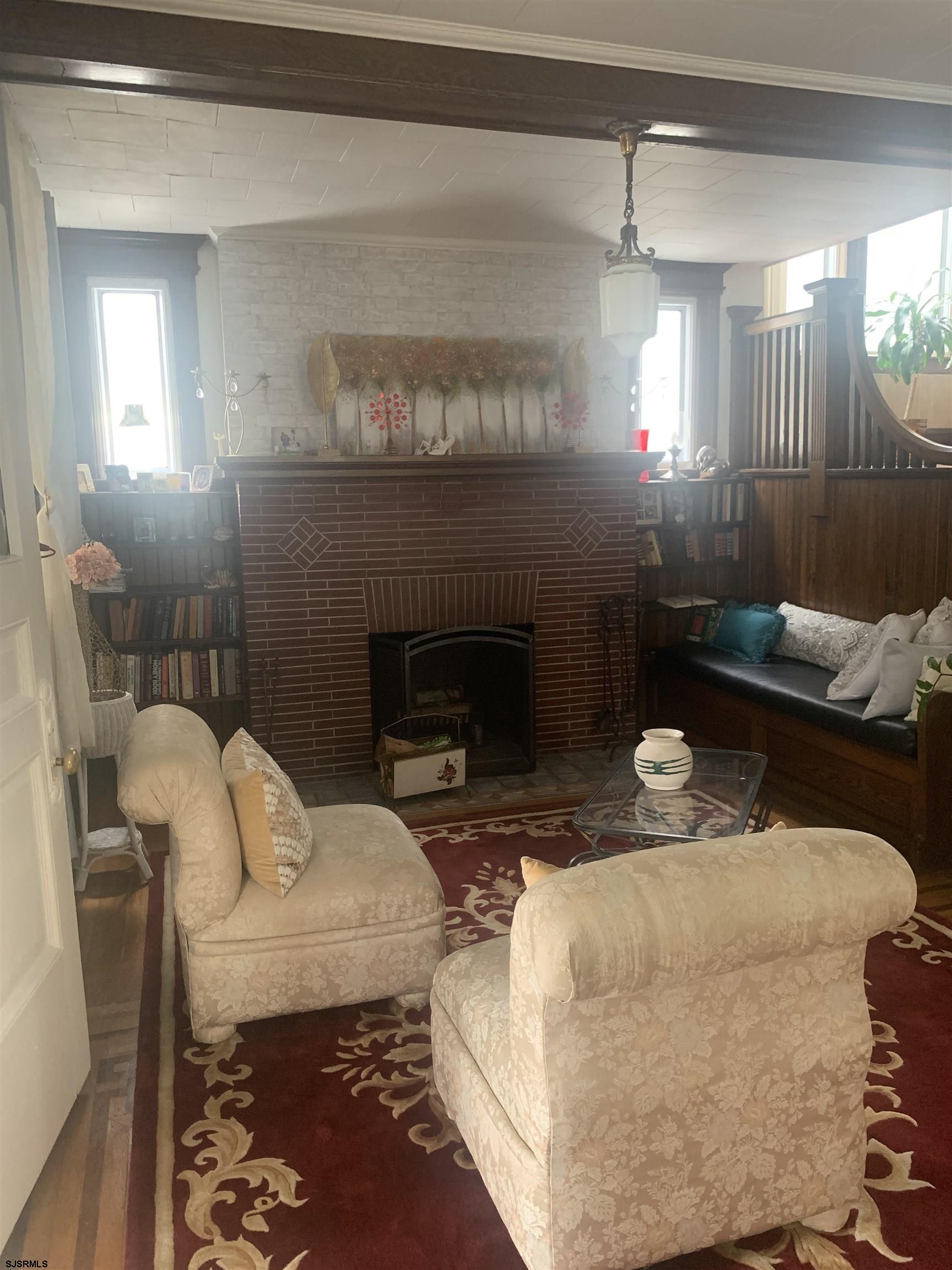 19 S Elberon Avenue