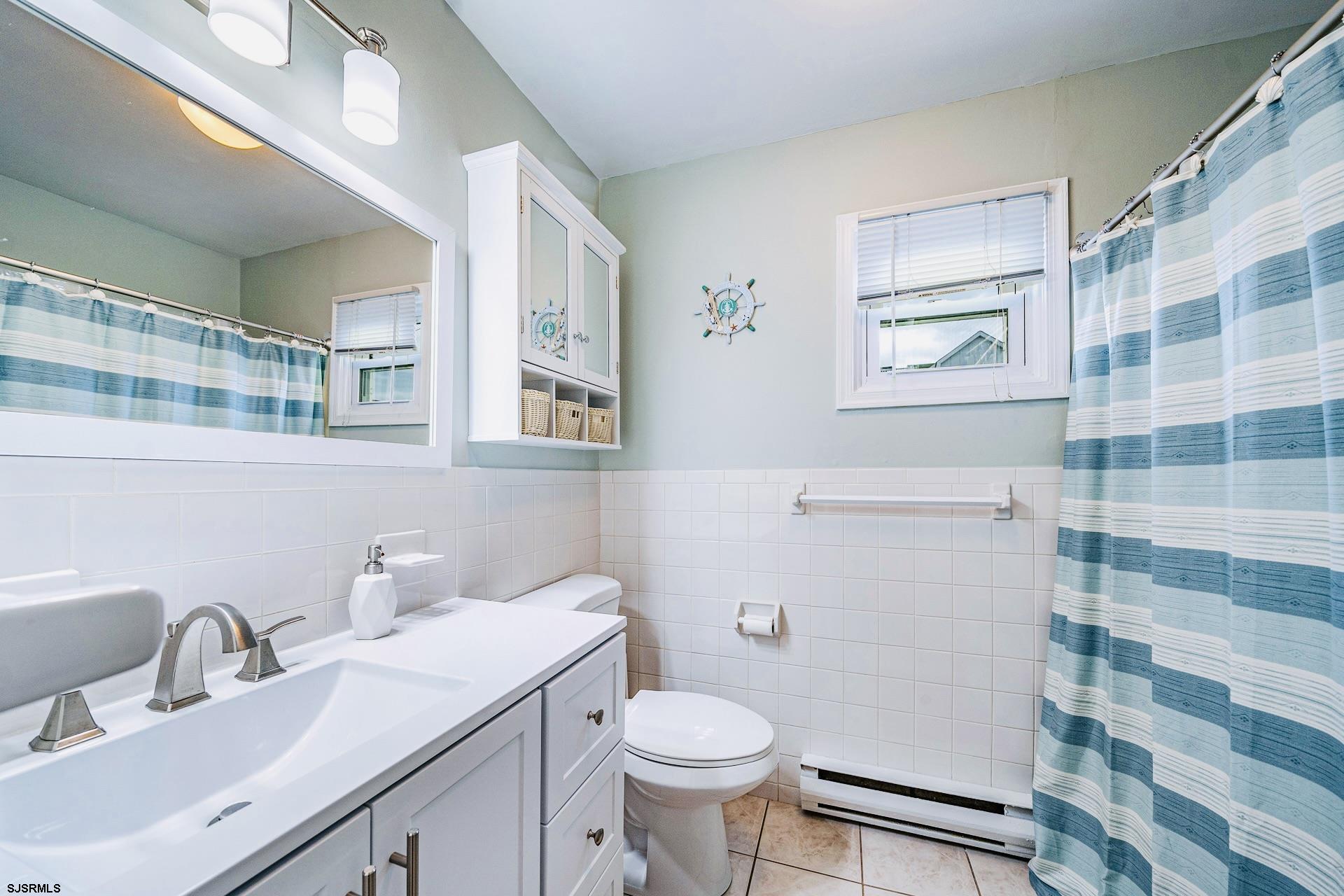 16 E 14th Street