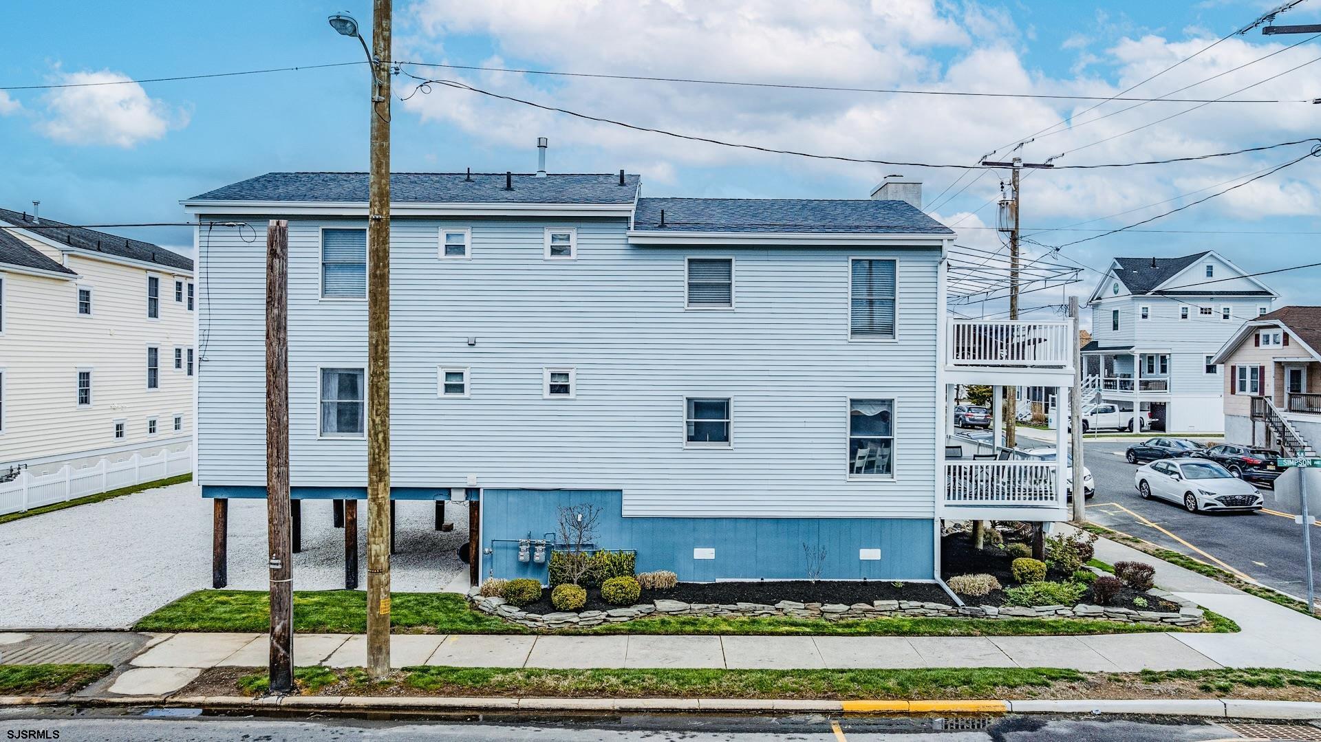 16 E 14th Street