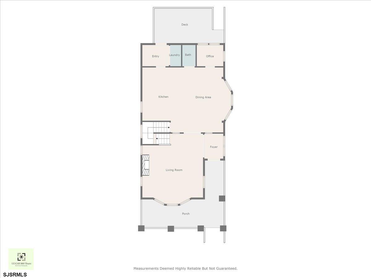 7 N Surrey Avenue