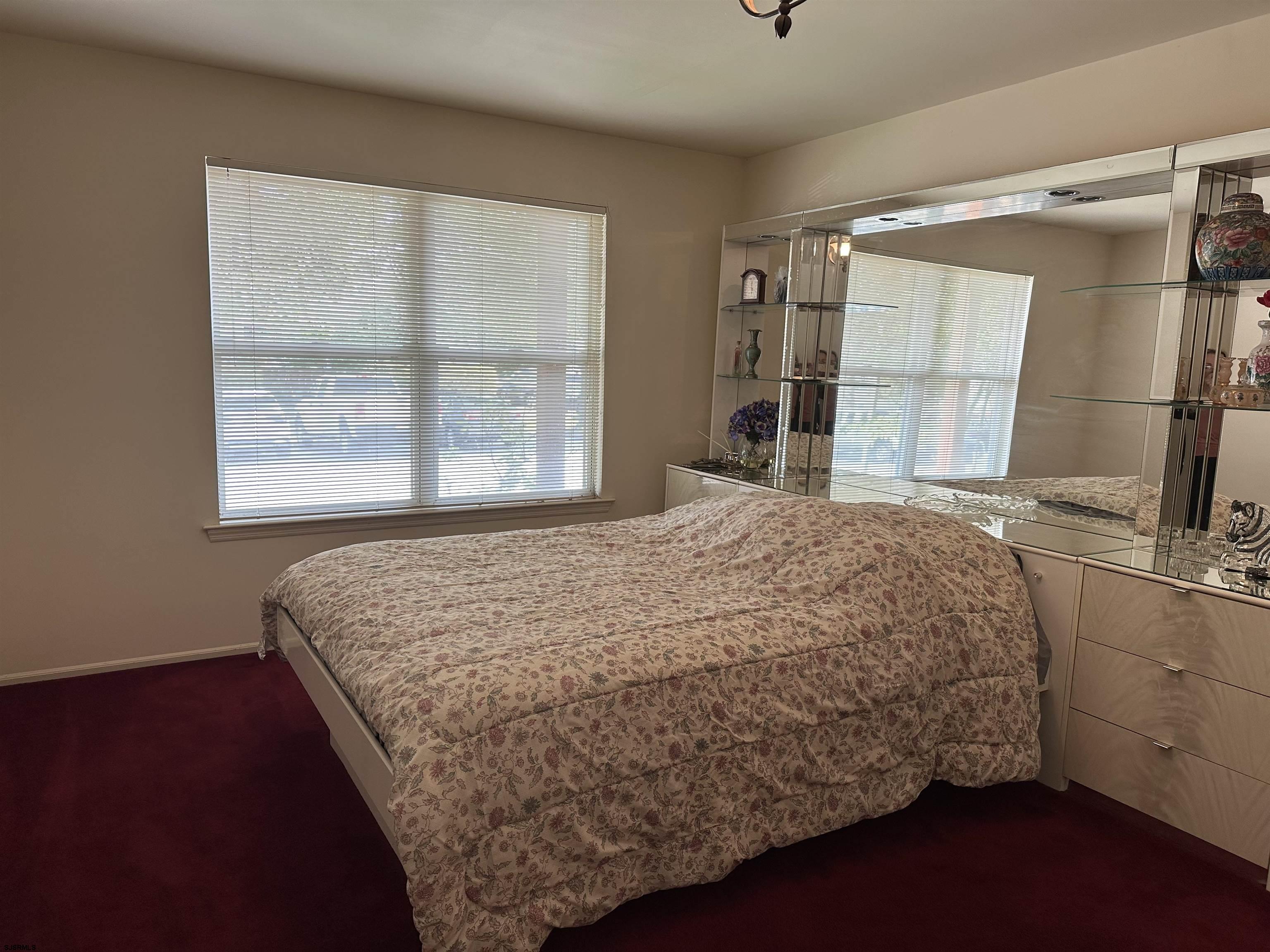 19 E Woodland Avenue