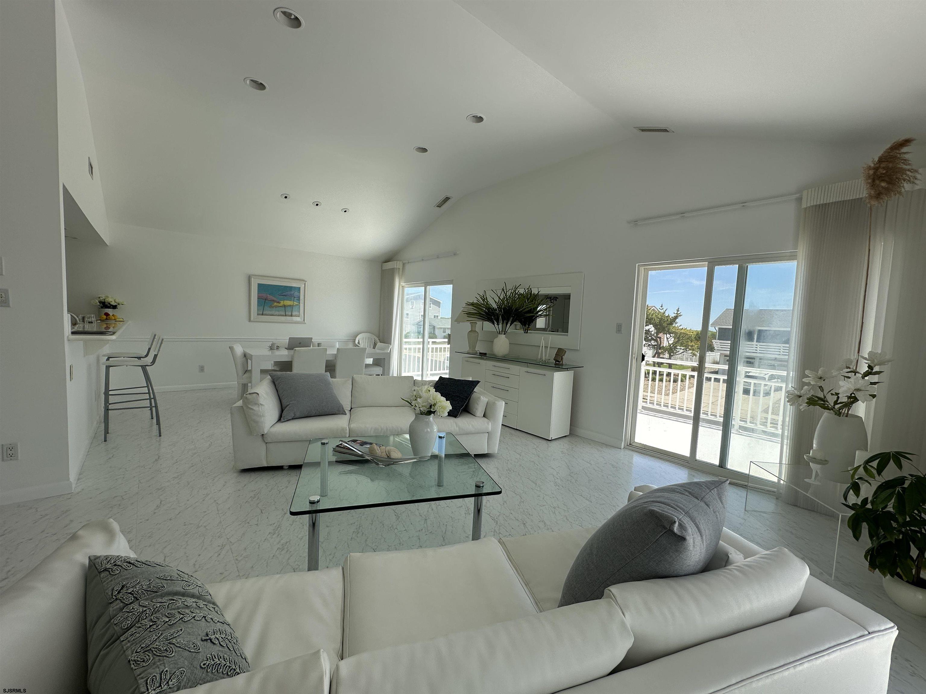 5205 Ocean Dr S