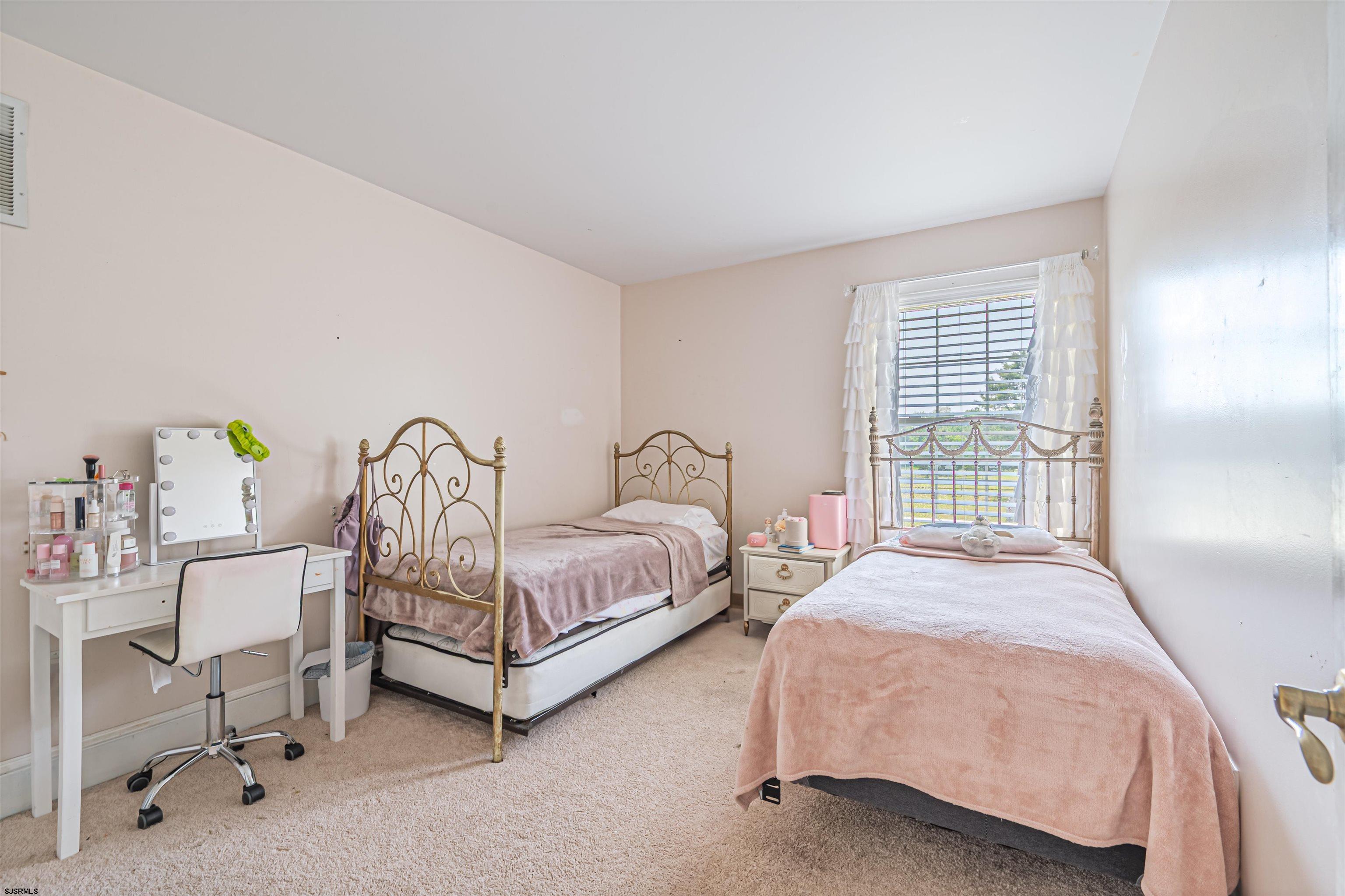 1 Villanova Court