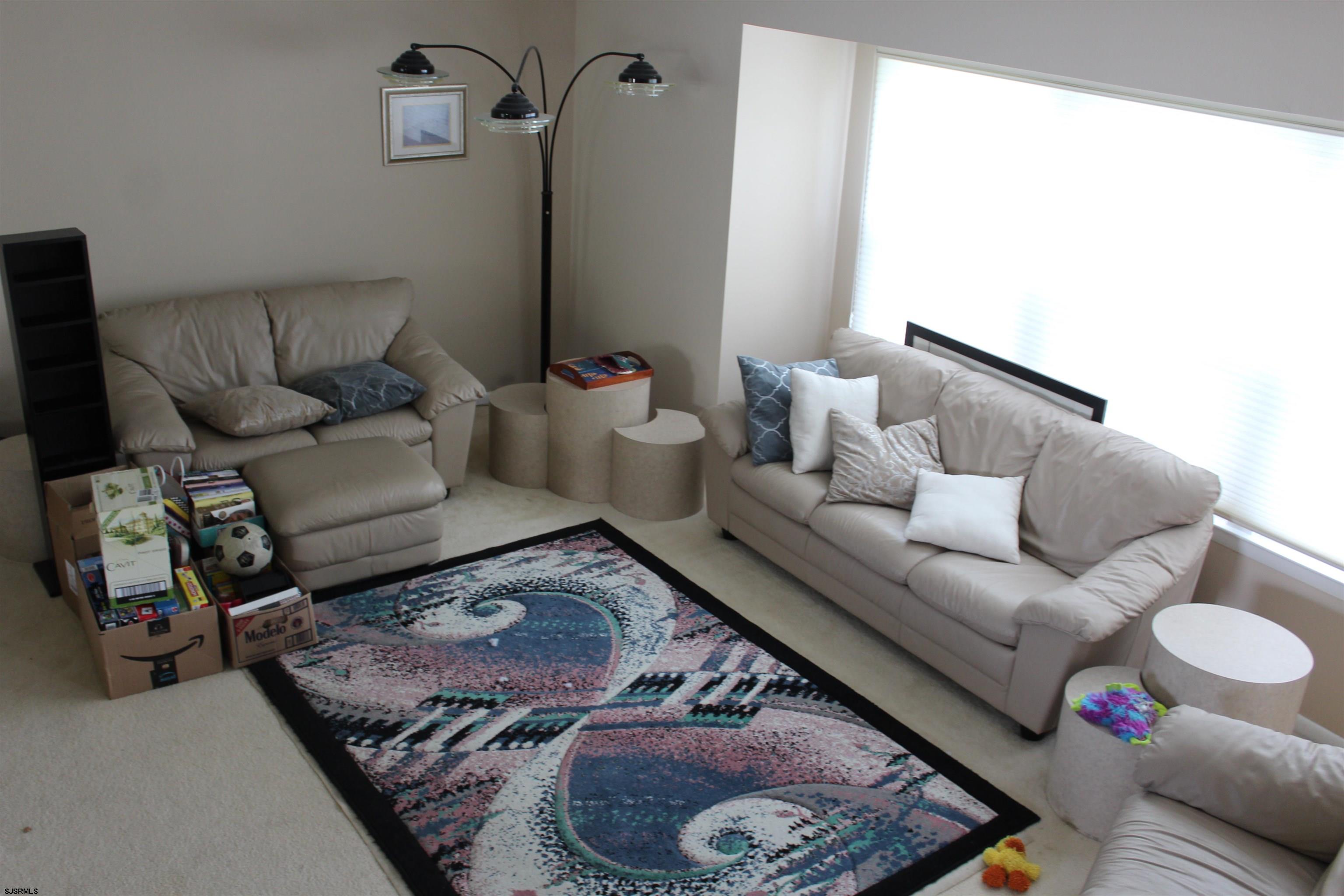 614 N Delavan Avenue