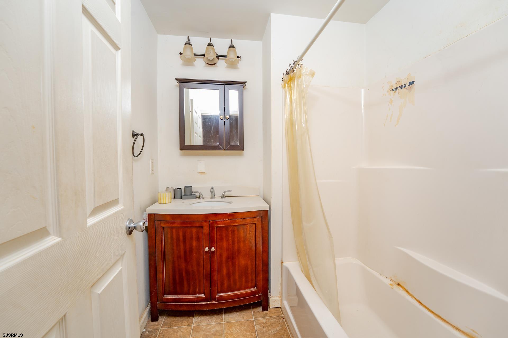 1531 C Morris Cain Pl