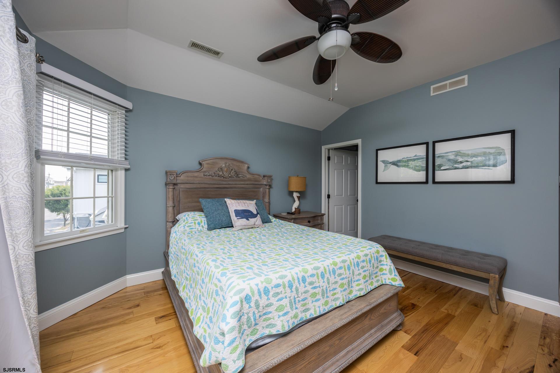 1611 Central Avenue - Picture 16