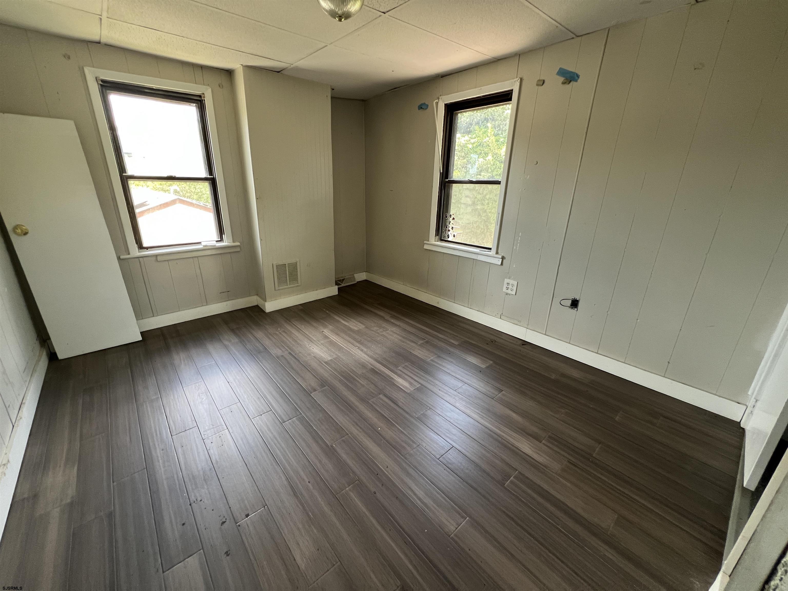 409 Chestnut Avenue - Picture 2