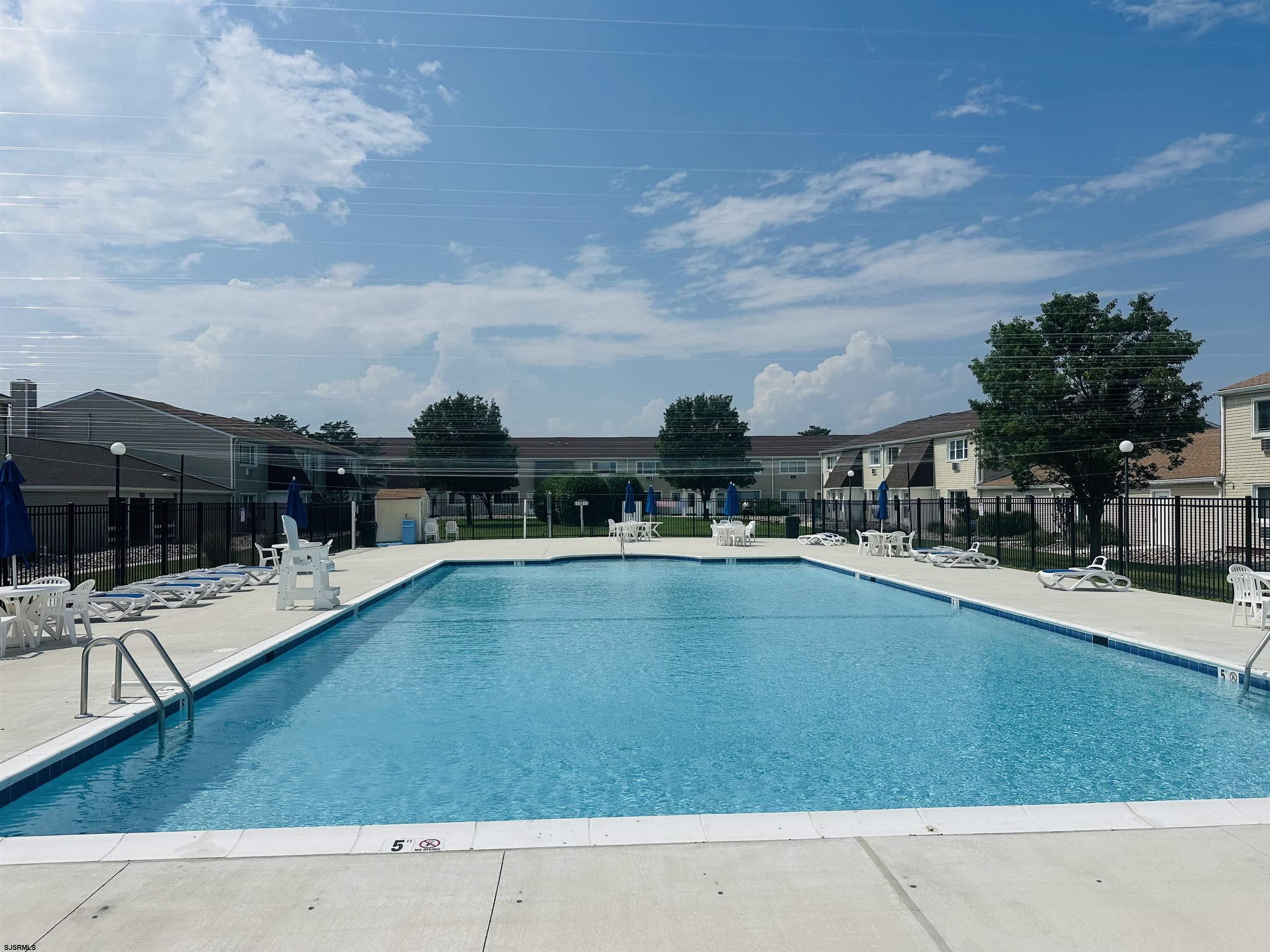 4901 Harbor Beach Blvd - Picture 2