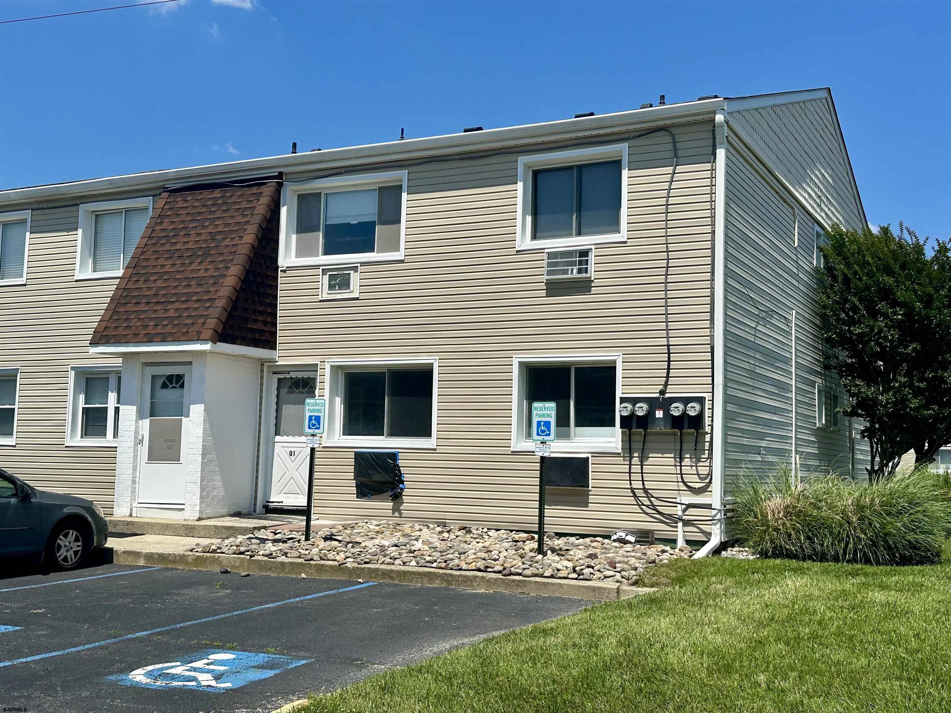 4901 Harbor Beach Blvd