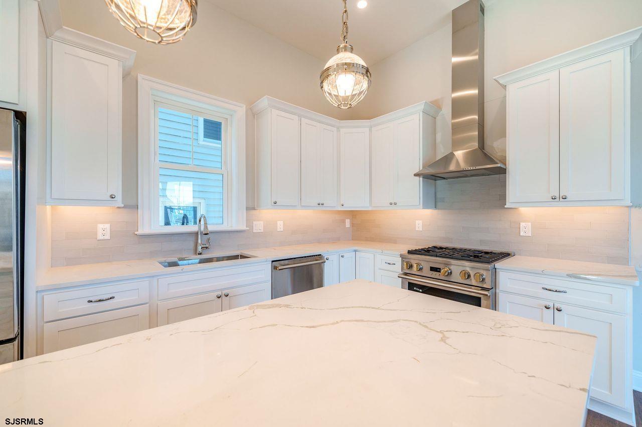 20 Asbury Avenue - Picture 4