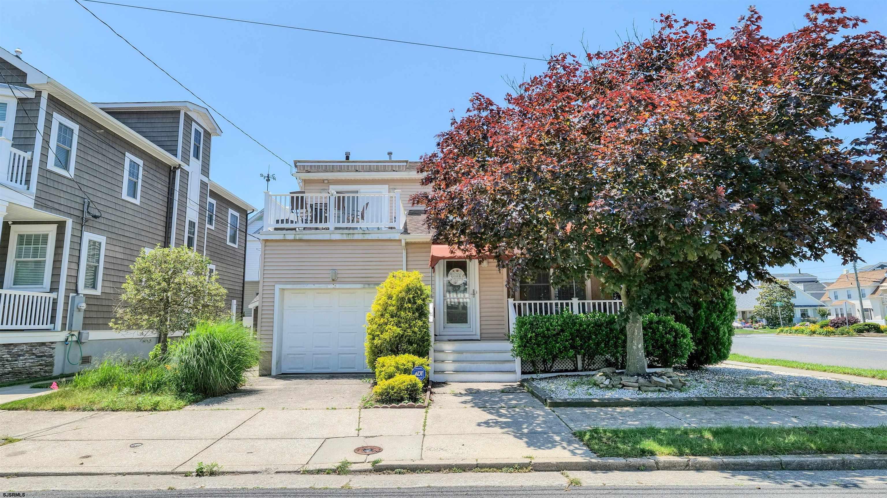 2 S Barclay Avenue