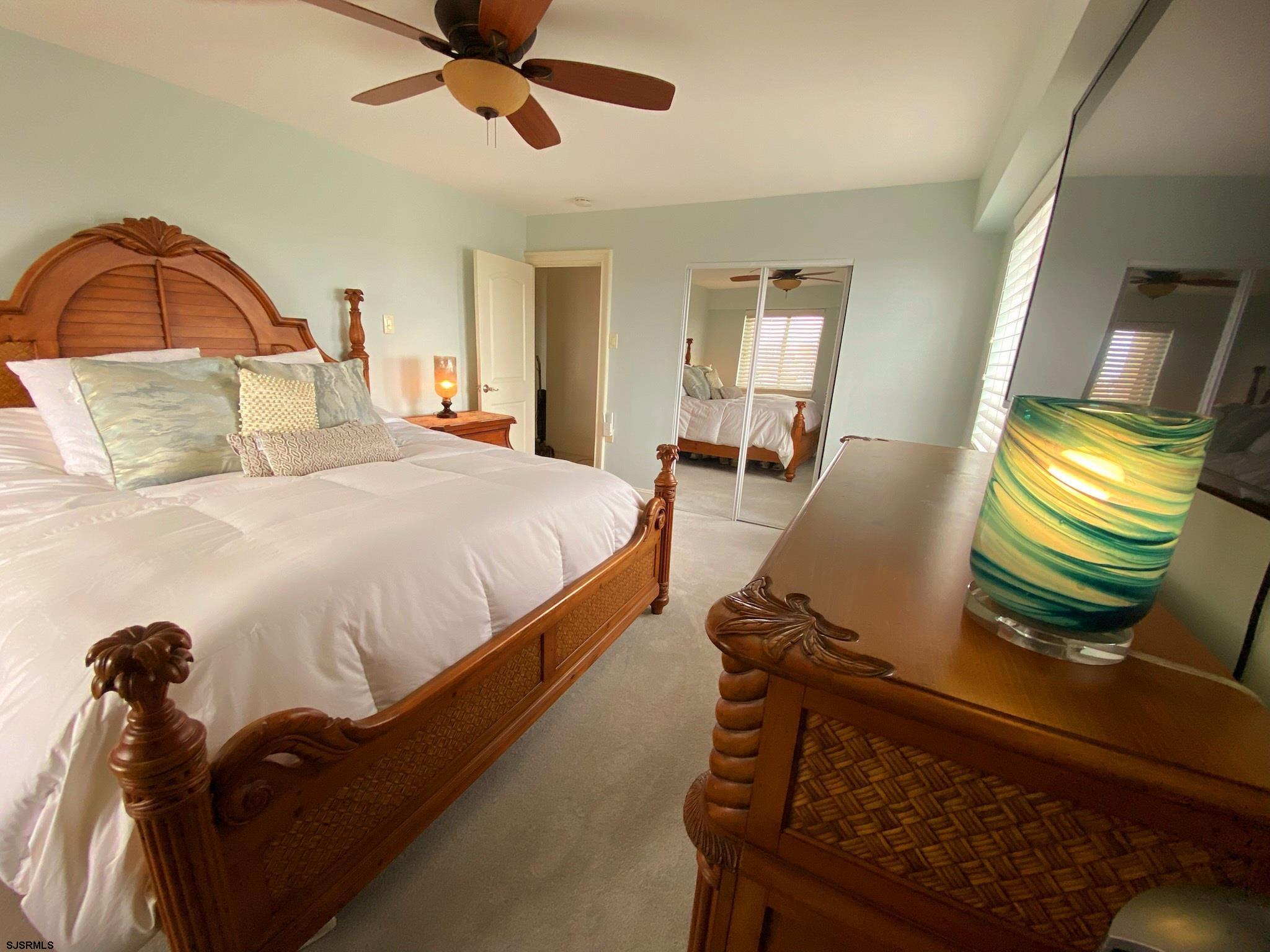 6101 Monmouth Avenue