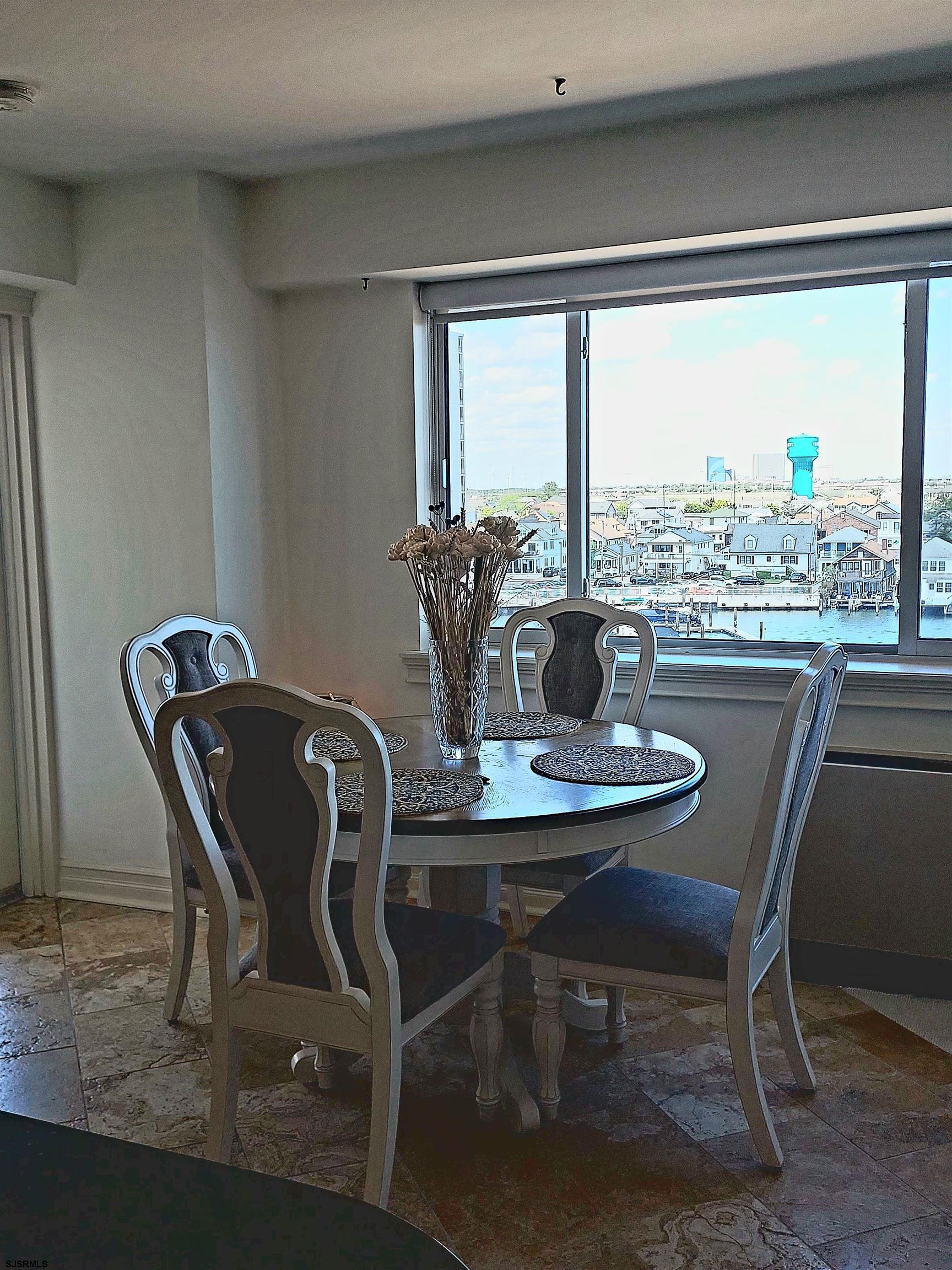 6101 Monmouth Avenue